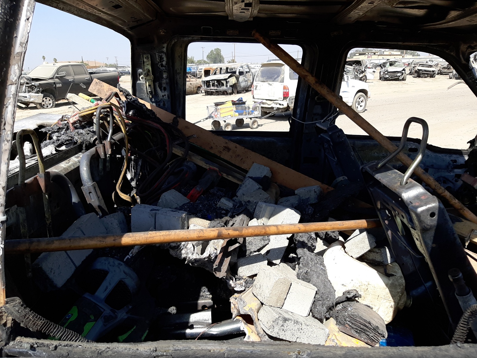 Photo 6 from auction – 2016 FORD F250 SUPER with VIN 1FT7W2A63GEB15443