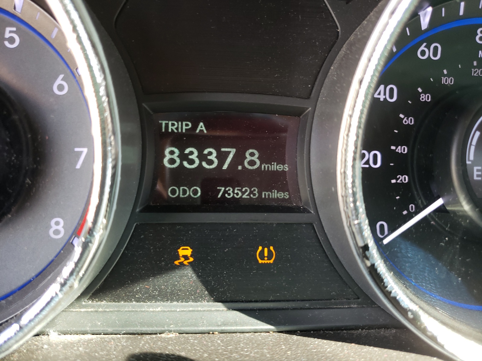Photo 8 from auction – 2014 HYUNDAI SONATA GLS with VIN 5NPEB4AC3EH886762
