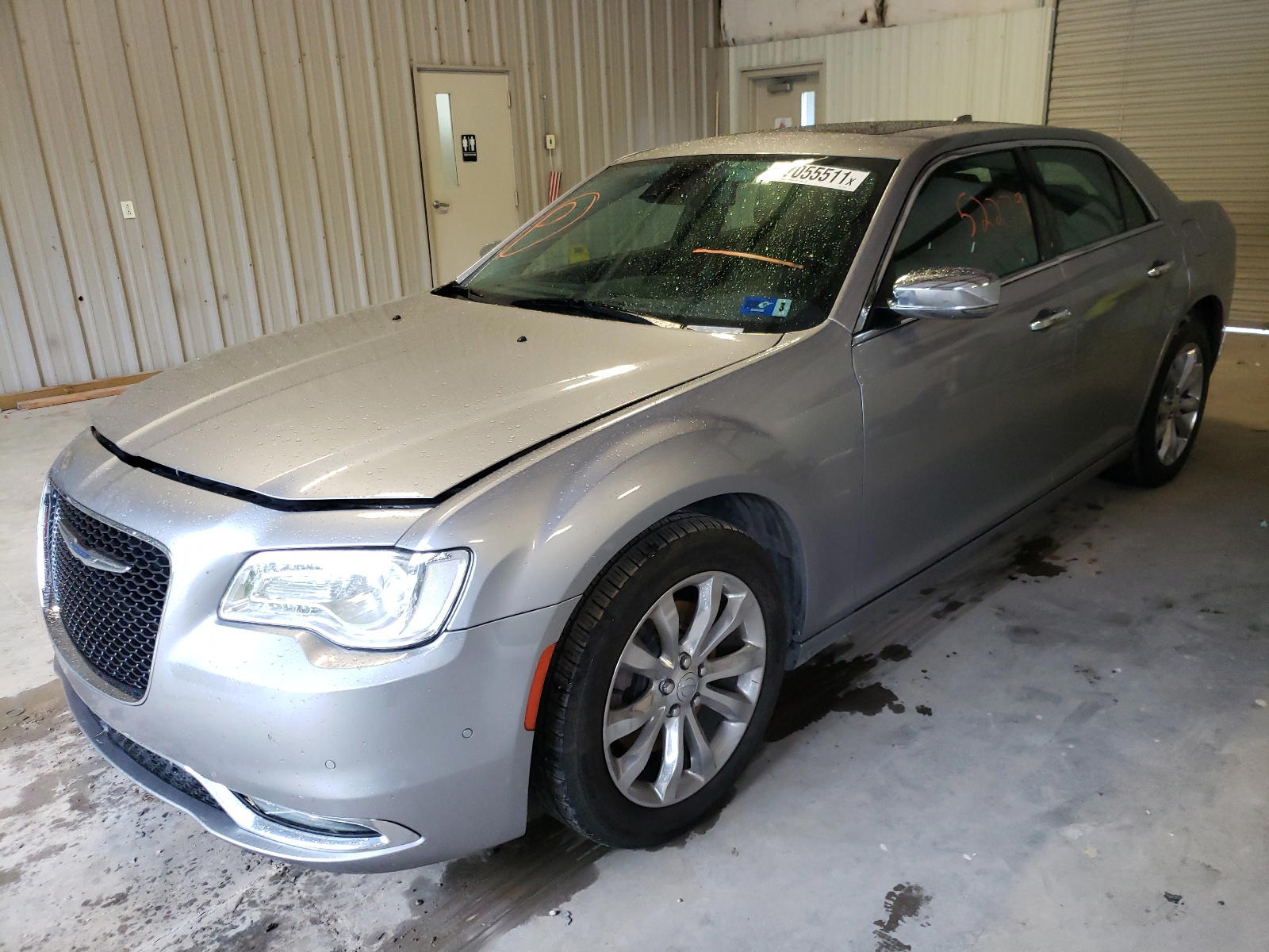 Photo 2 from auction – 2017 CHRYSLER 300C with VIN 2C3CCAKG2HH571294