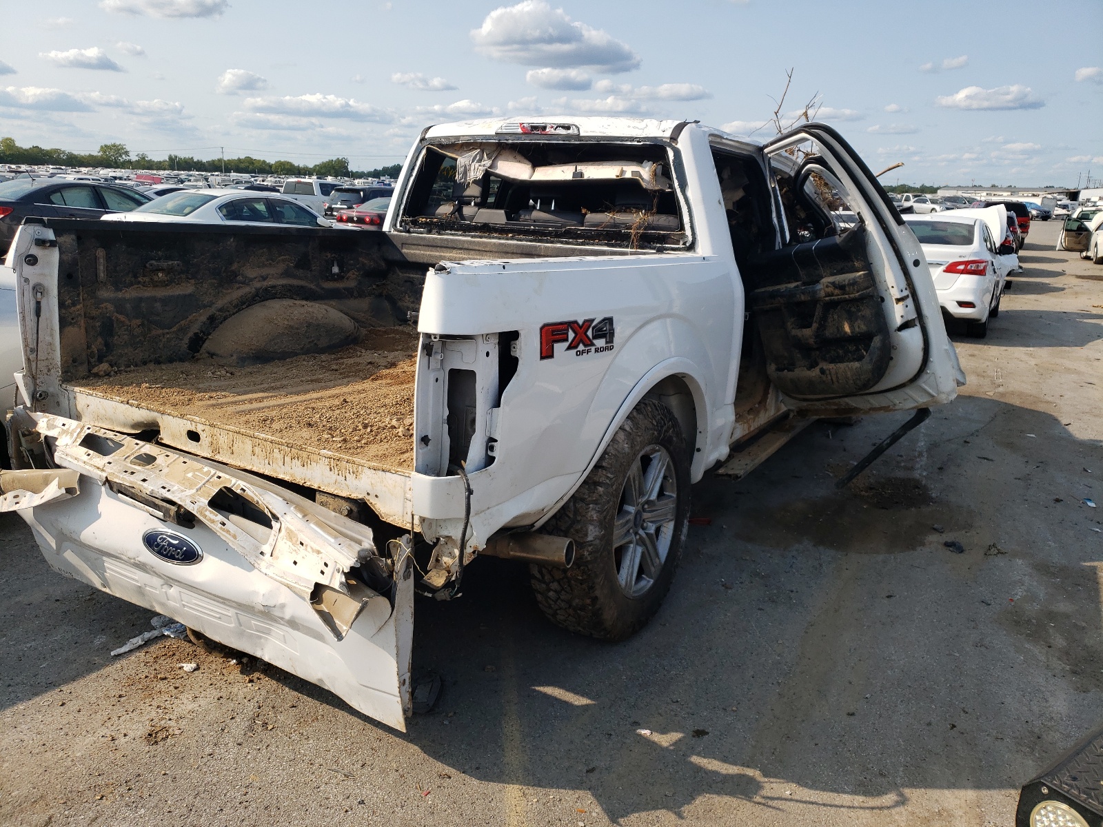 Photo 4 from auction – 2018 FORD F150 SUPER with VIN 1FTEW1E57JKE34243