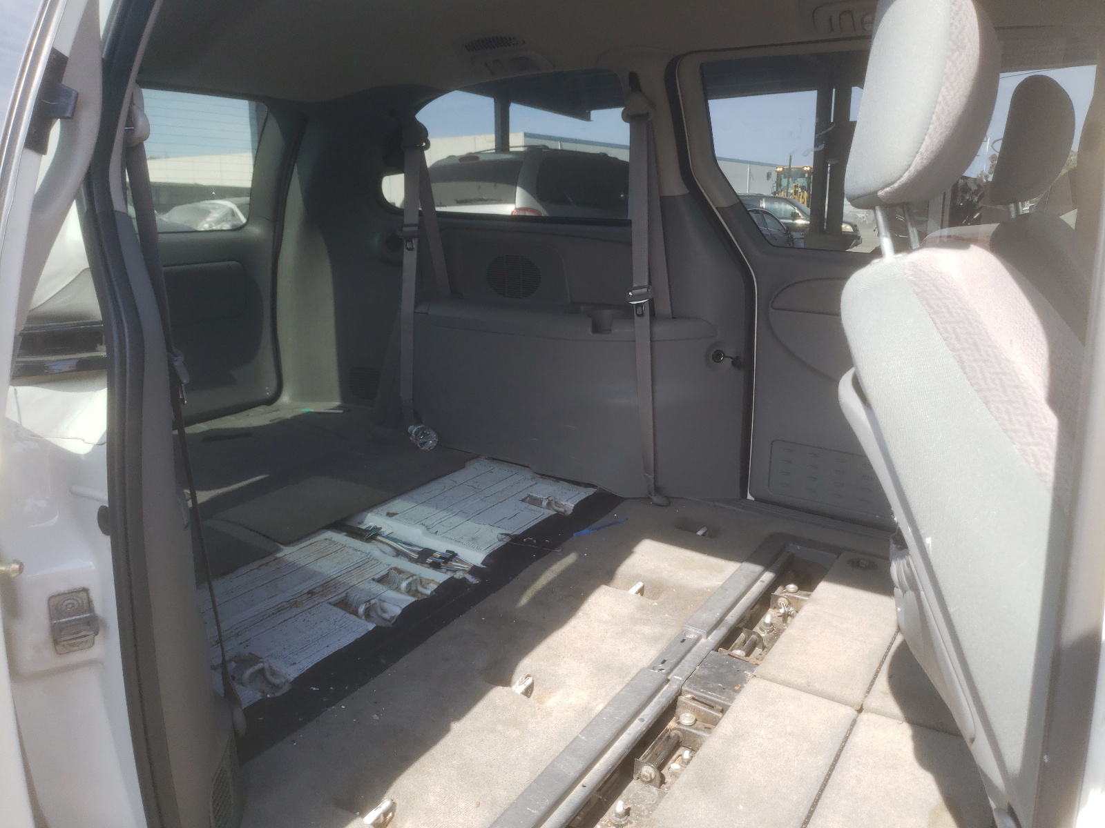 Photo 6 from auction – 2007 DODGE GRAND CARA with VIN 2D4GP44L57R244509