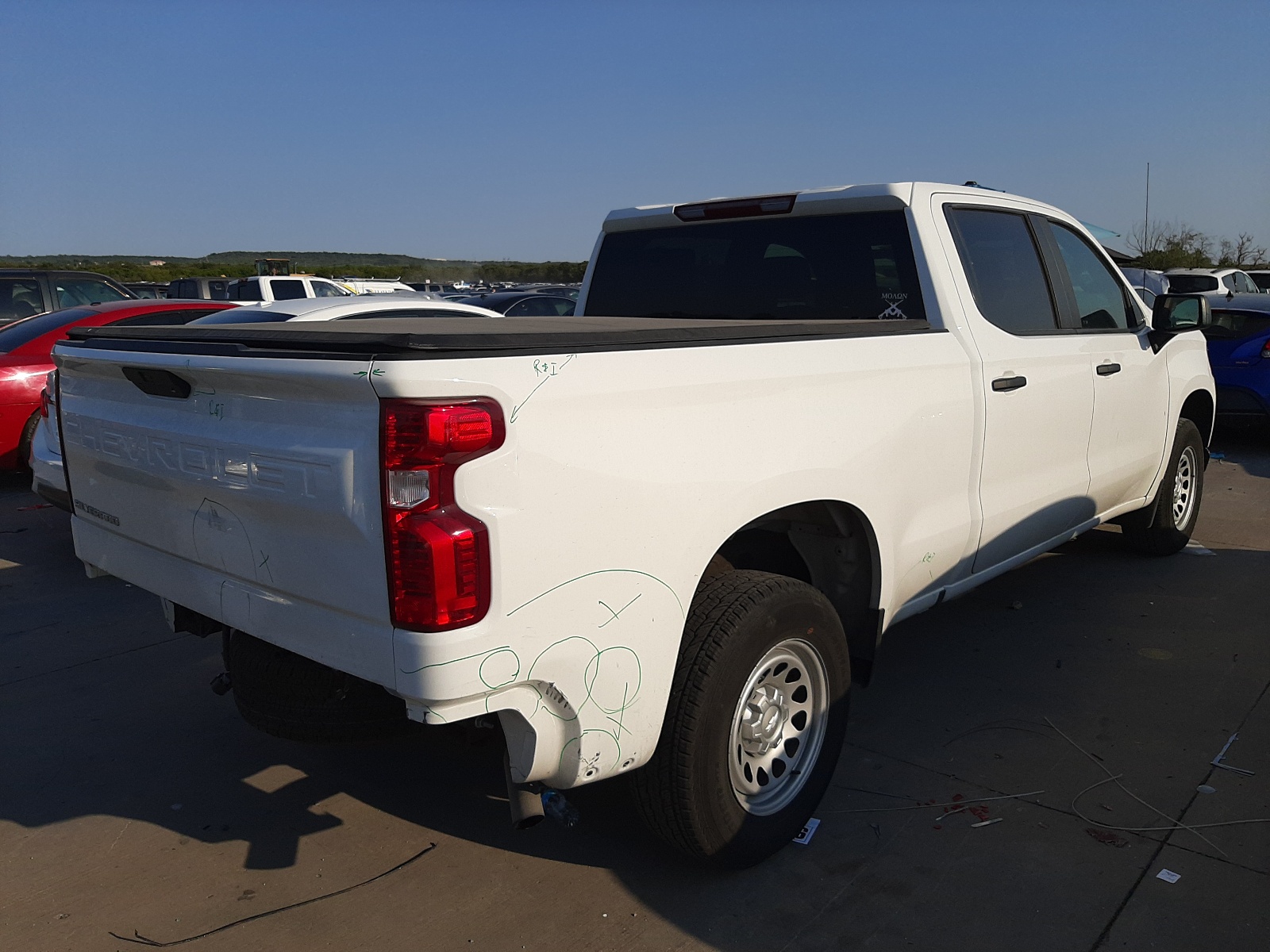 Photo 4 from auction – 2019 CHEVROLET SILVERADO with VIN 1GCPWAEF2KZ428666