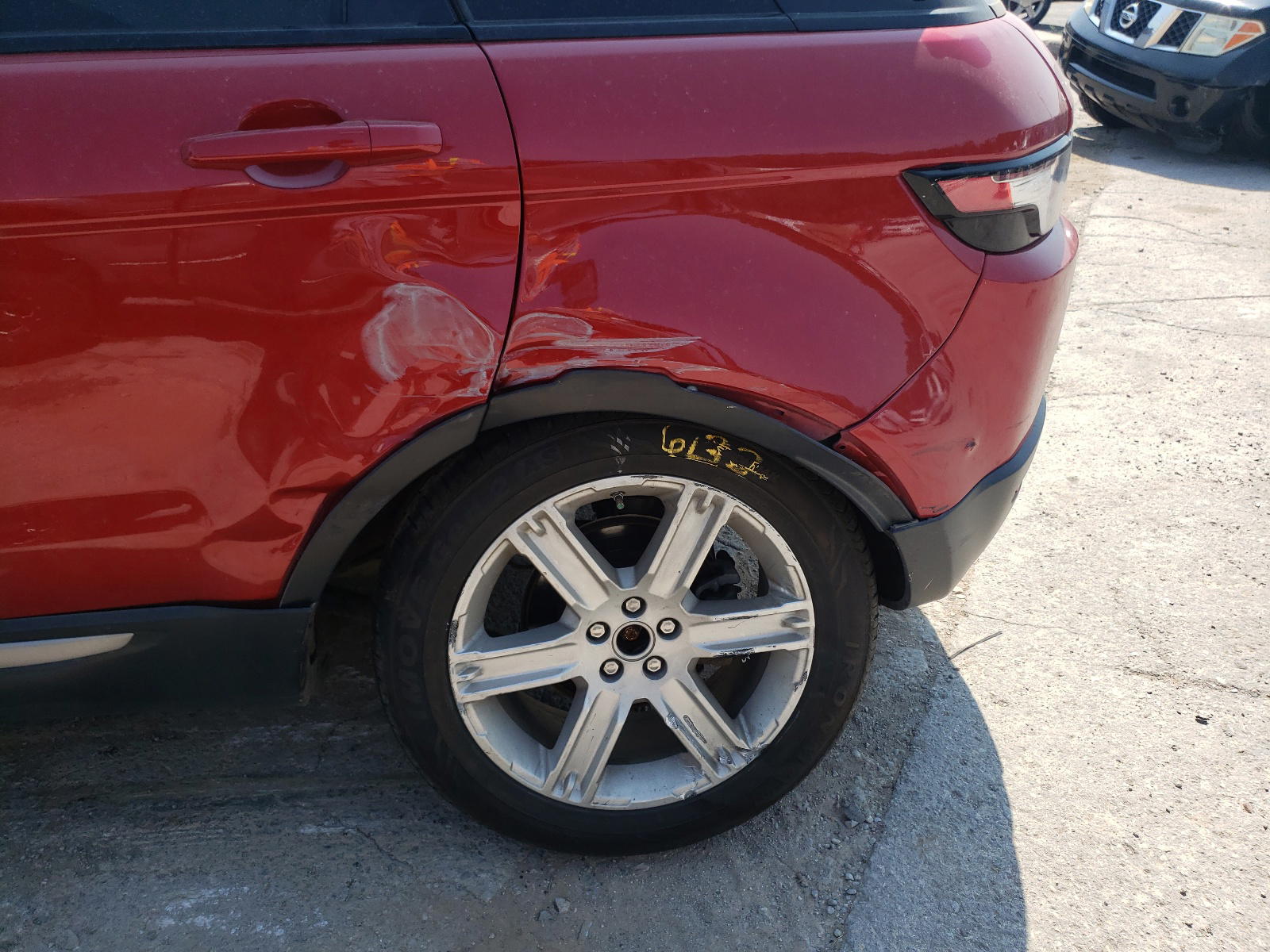 Photo 9 from auction – 2014 LAND ROVER RANGE ROVE with VIN SALVR2BG6EH950298