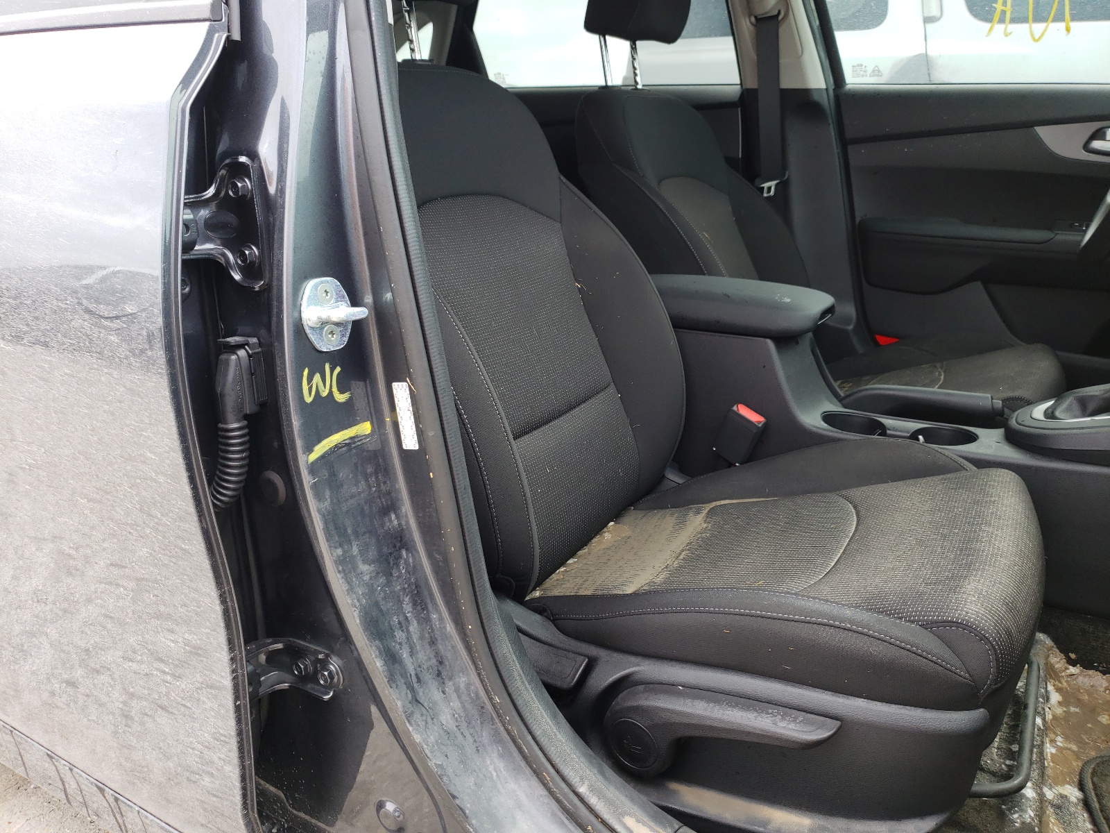 Photo 9 from auction – 2021 KIA FORTE FE with VIN 3KPF24AD0ME373579