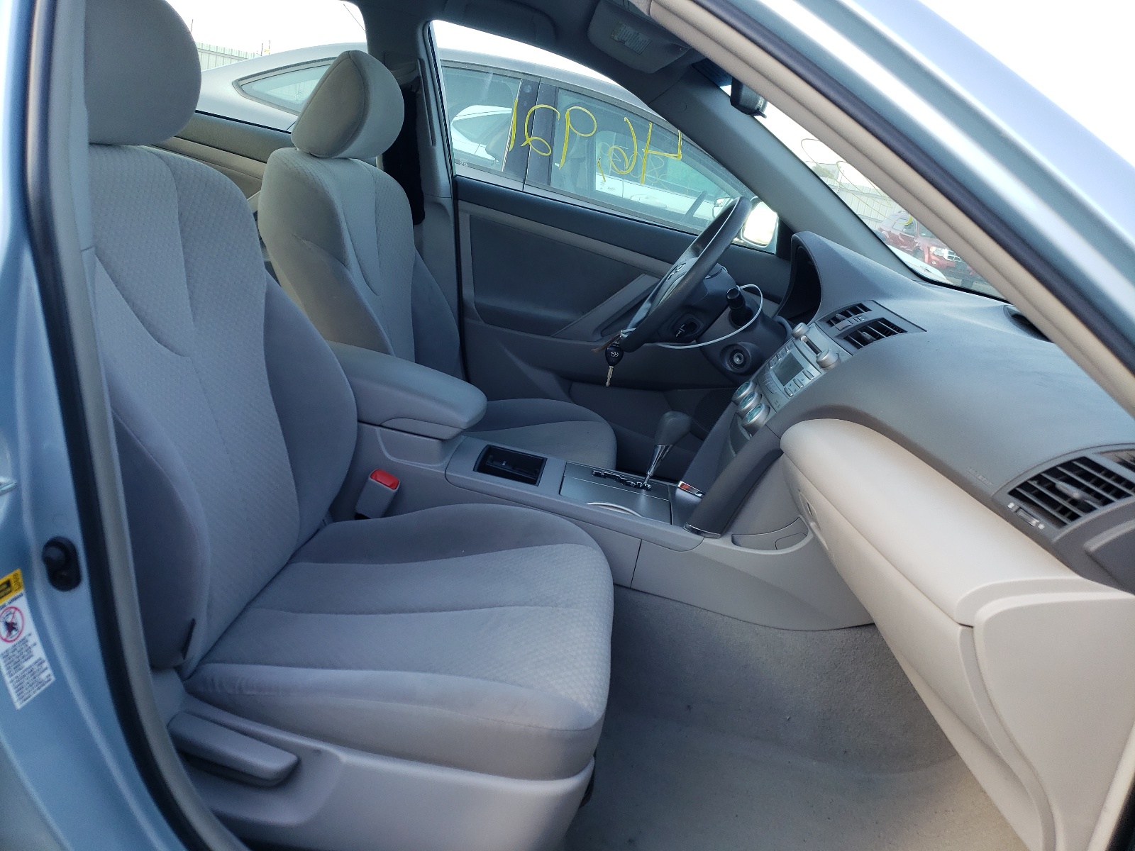 Photo 5 from auction – 2007 TOYOTA CAMRY with VIN 4T1BE46KX7U504001