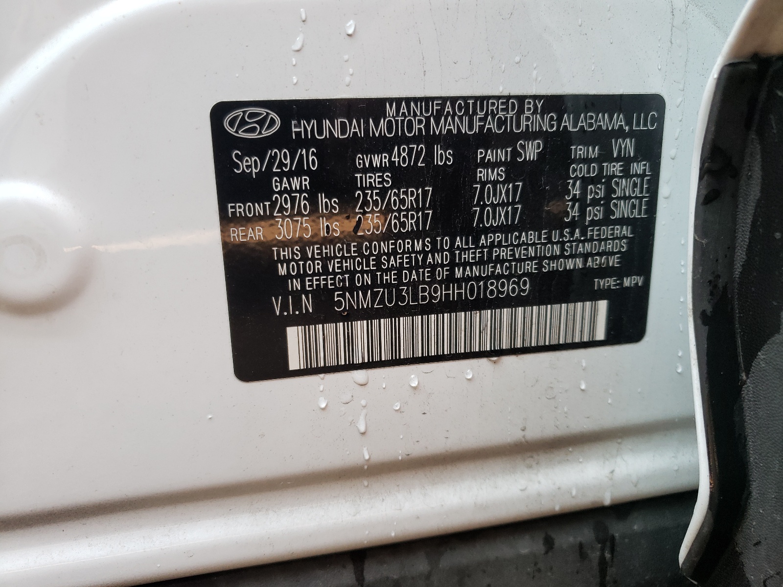 Zdjęcie 10 z aukcji – 2017 HYUNDAI SANTA FE S z VIN 5NMZU3LB9HH018969