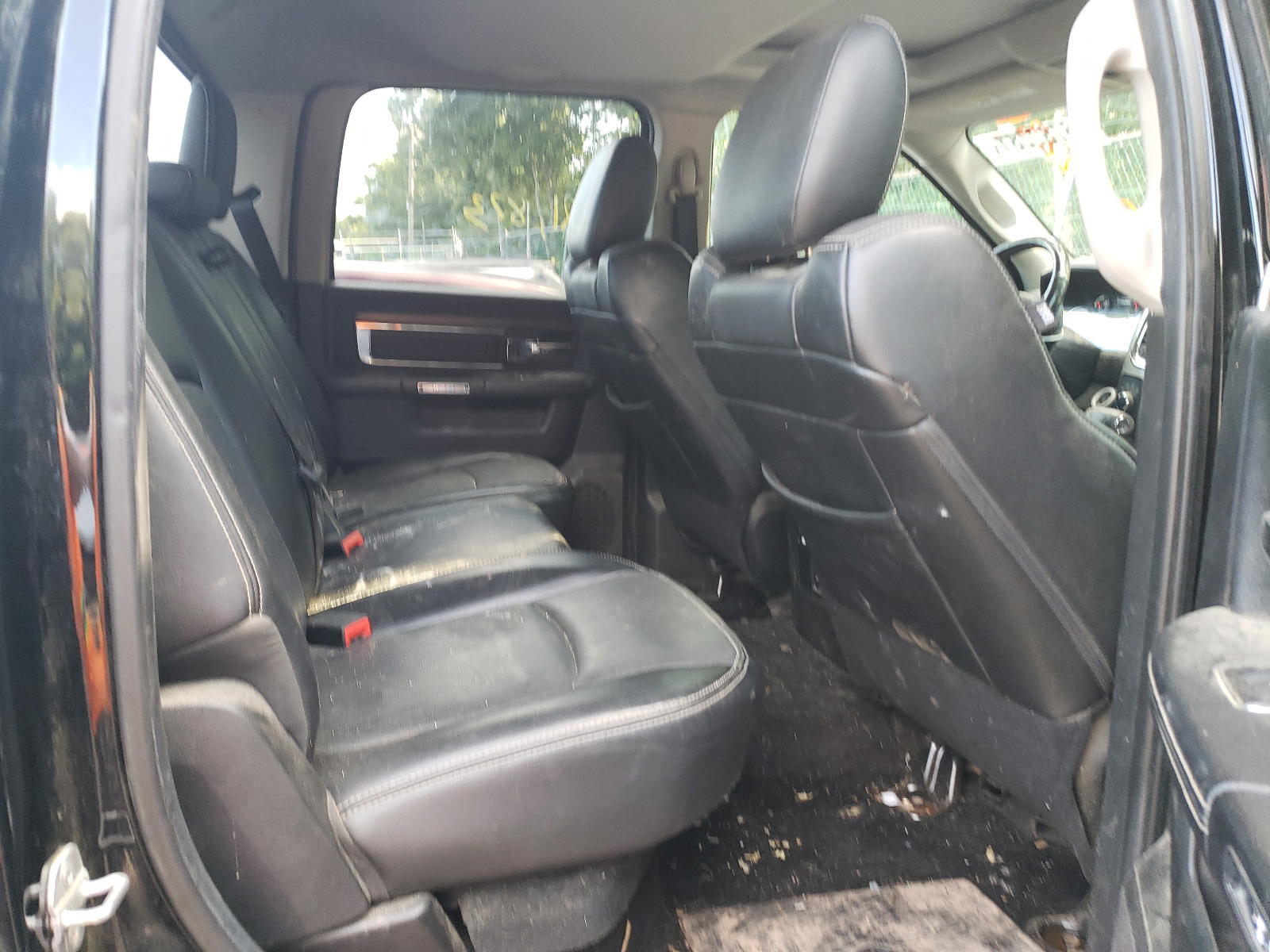 Photo 6 from auction – 2013 RAM 1500 LARAM with VIN 1C6RR7NT8DS552176