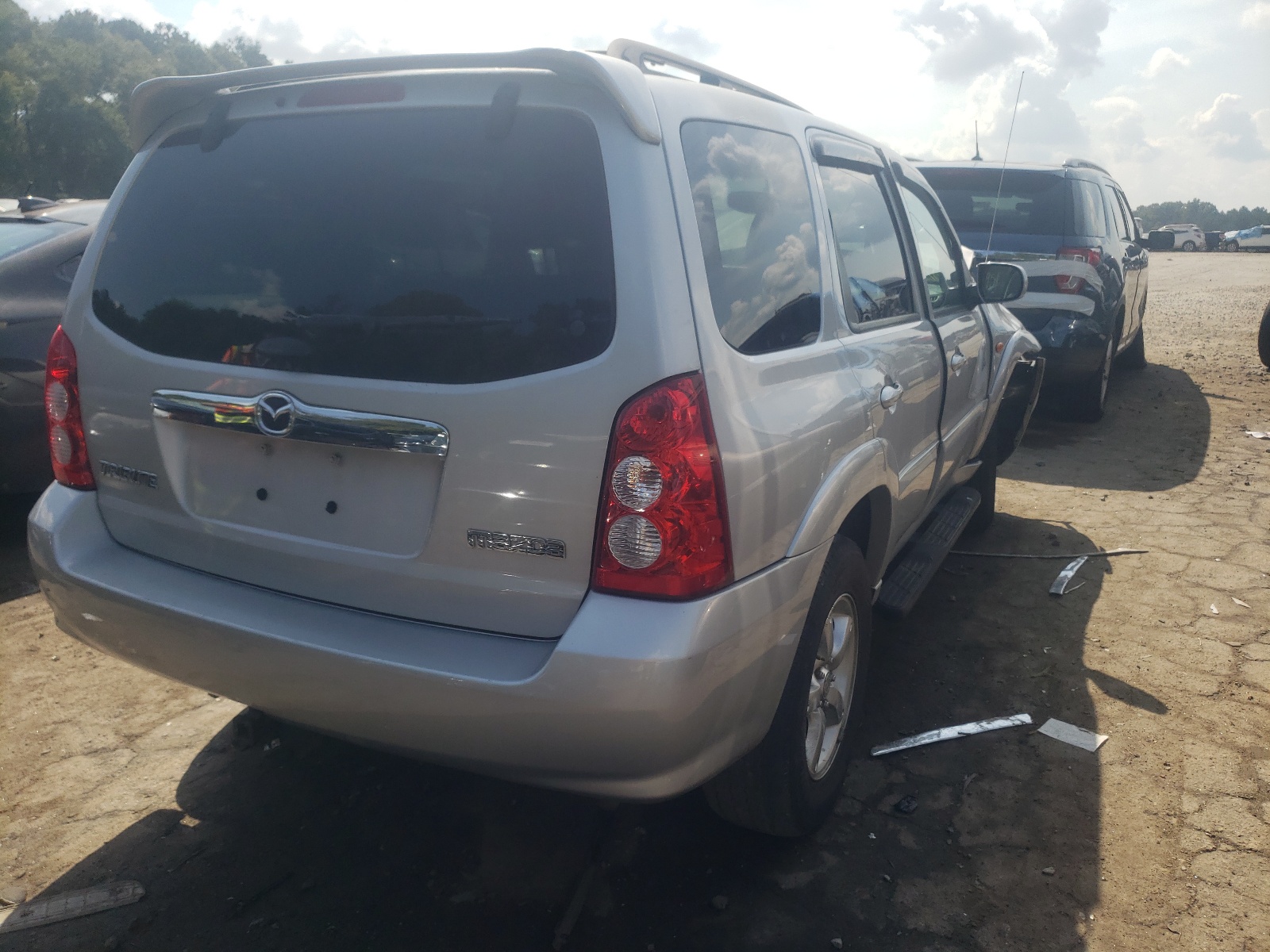 Zdjęcie 4 z aukcji – 2005 MAZDA TRIBUTE S z VIN 4F2CZ061X5KM00095