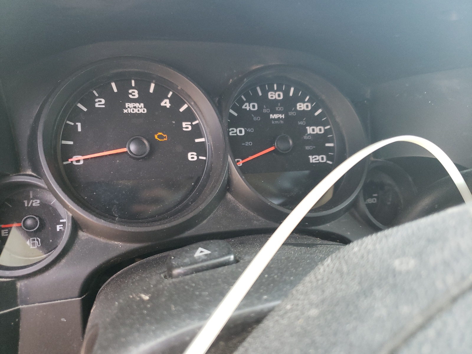 Photo 8 from auction – 2009 GMC SIERRA 150 with VIN 1GTEC14X59Z210788
