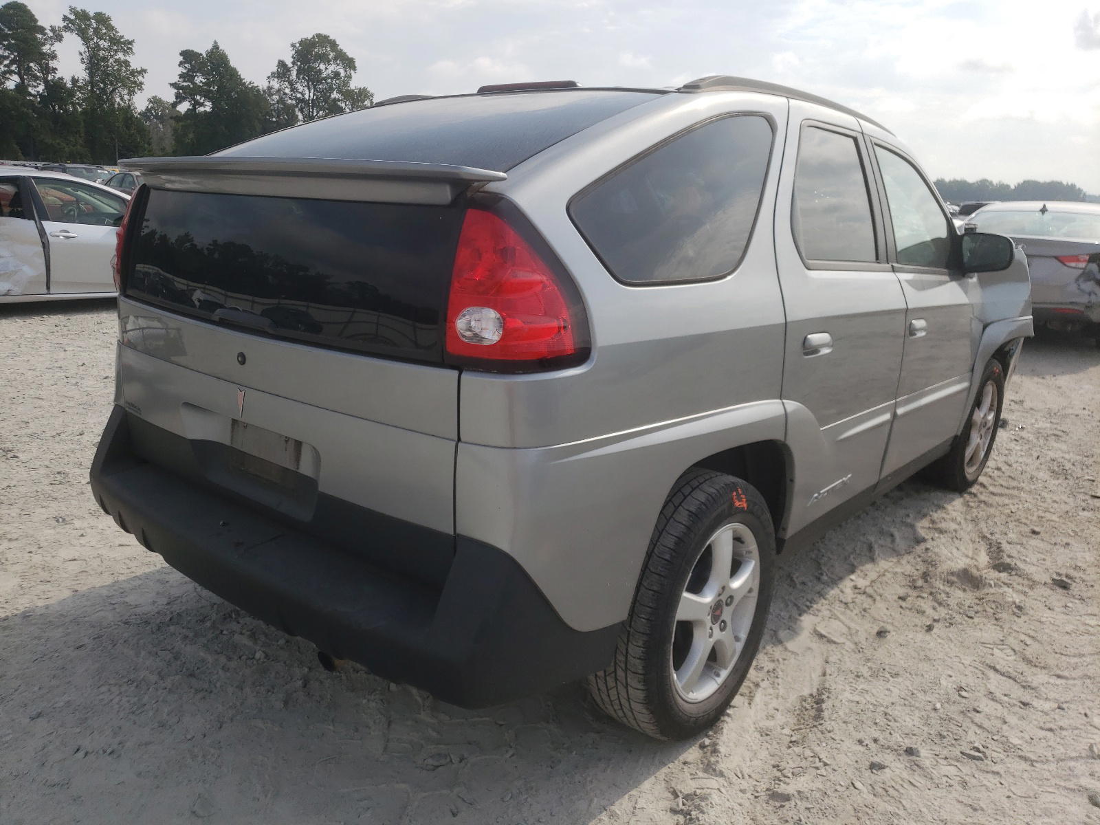 Photo 4 from auction – 2004 PONTIAC AZTEK with VIN 3G7DA03E44S526697