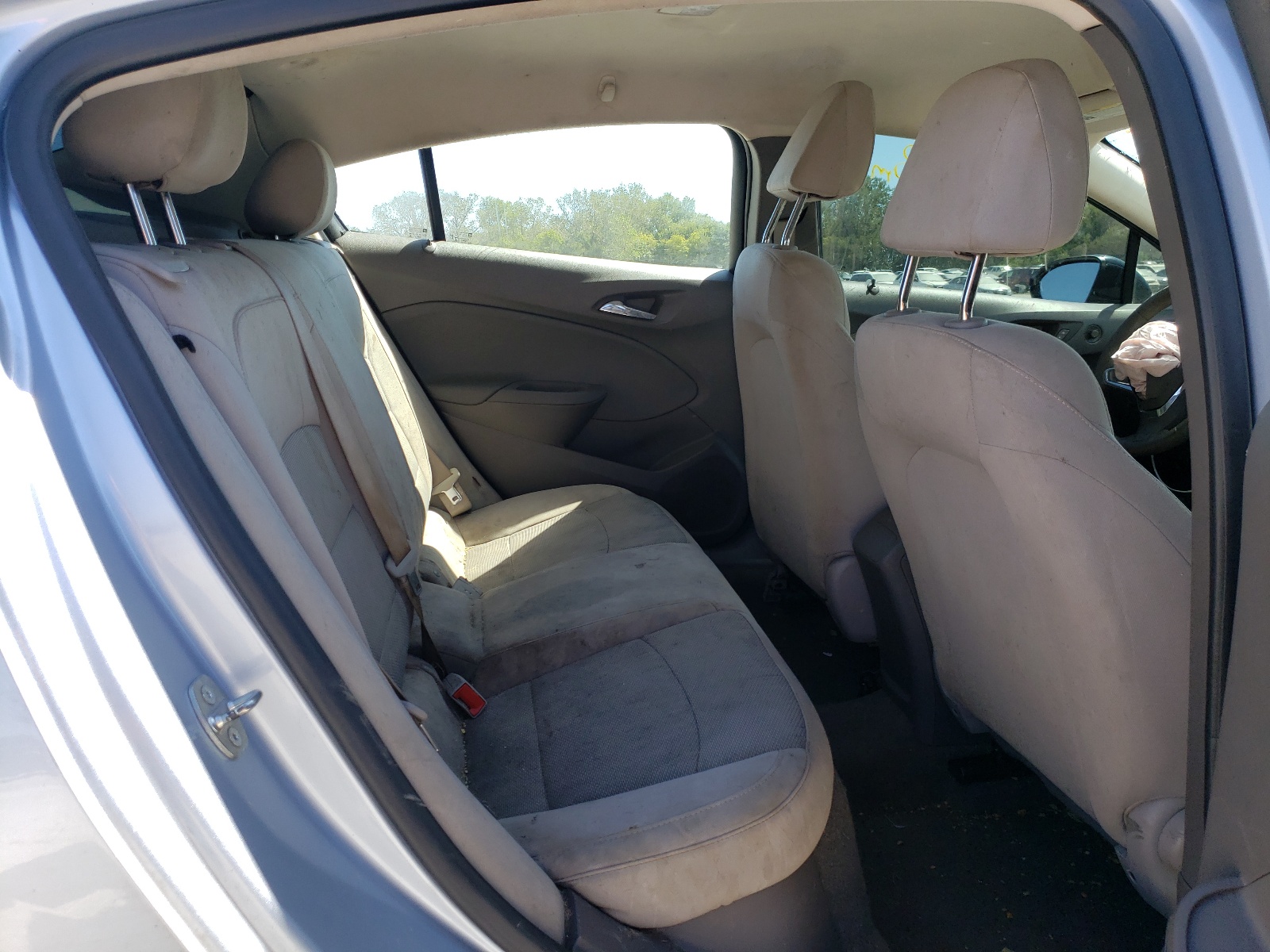Photo 6 from auction – 2018 CHEVROLET CRUZE LS with VIN 1G1BC5SM7J7204096