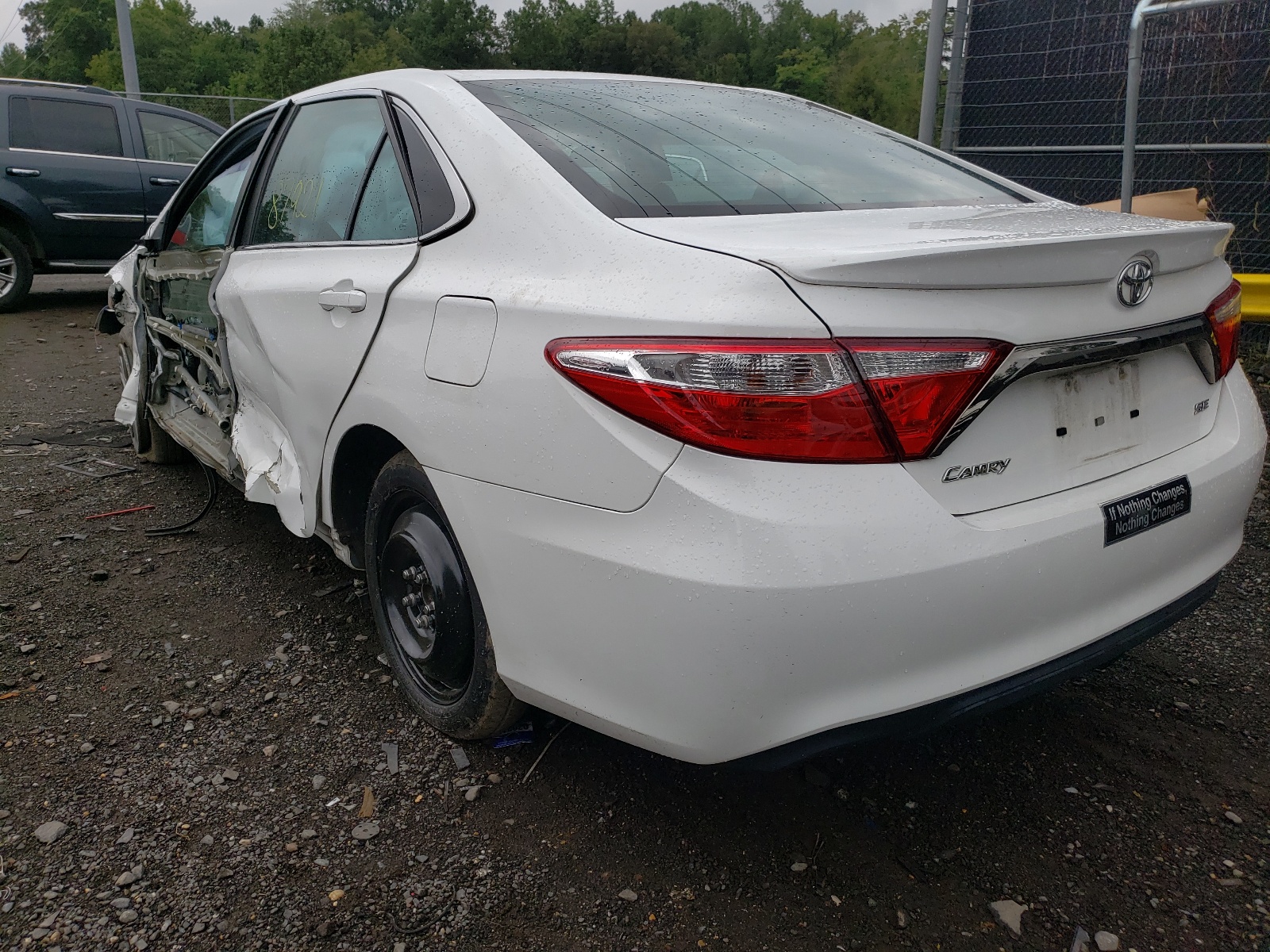 Photo 3 from auction – 2016 TOYOTA CAMRY LE with VIN 4T1BF1FK5GU568927