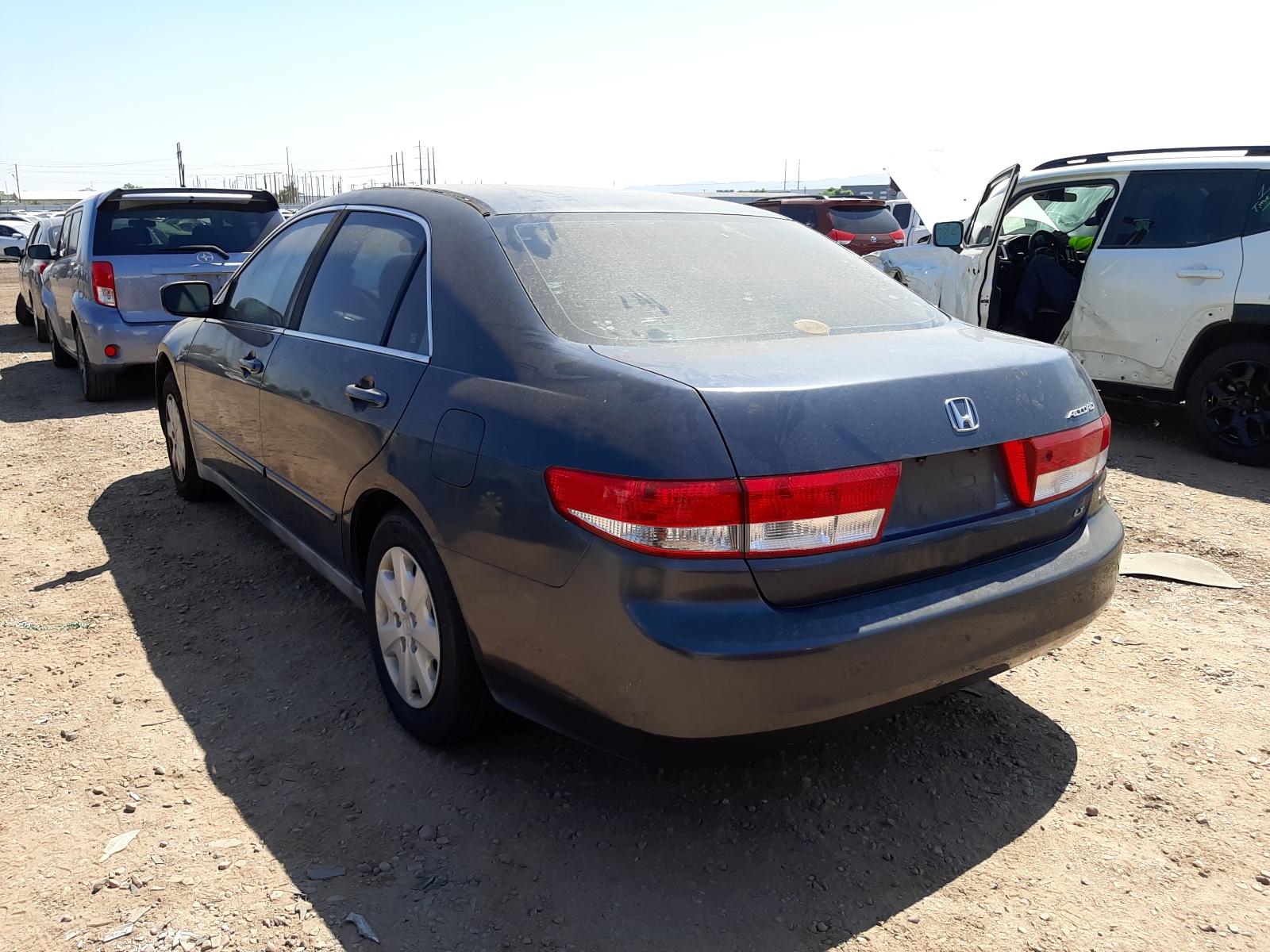 Photo 3 from auction – 2004 HONDA ACCORD with VIN 1HGCM56434A165633
