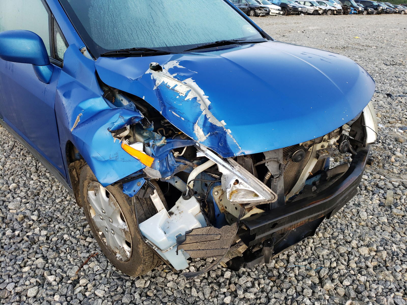 Photo 9 from auction – 2007 NISSAN VERSA S with VIN 3N1BC13E27L437382