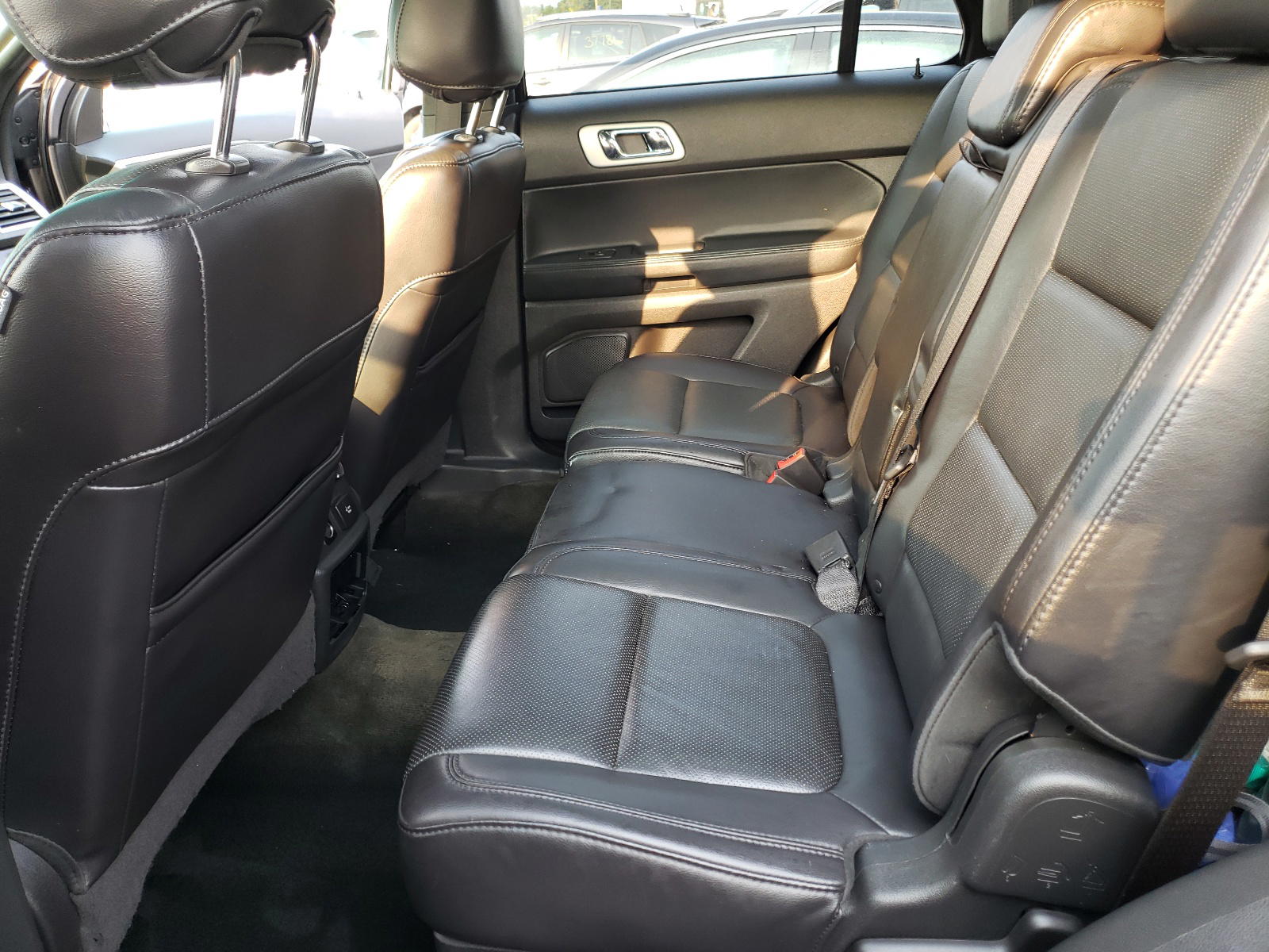 Photo 6 from auction – 2014 FORD EXPLORER L with VIN 1FM5K8F89EGA10791