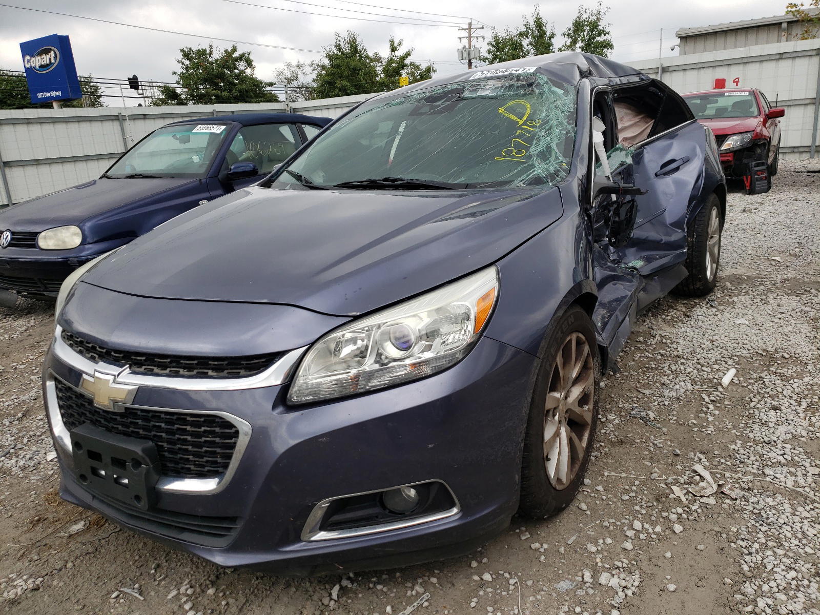 Photo 2 from auction – 2015 CHEVROLET MALIBU 2LT with VIN 1G11D5SL5FF139410