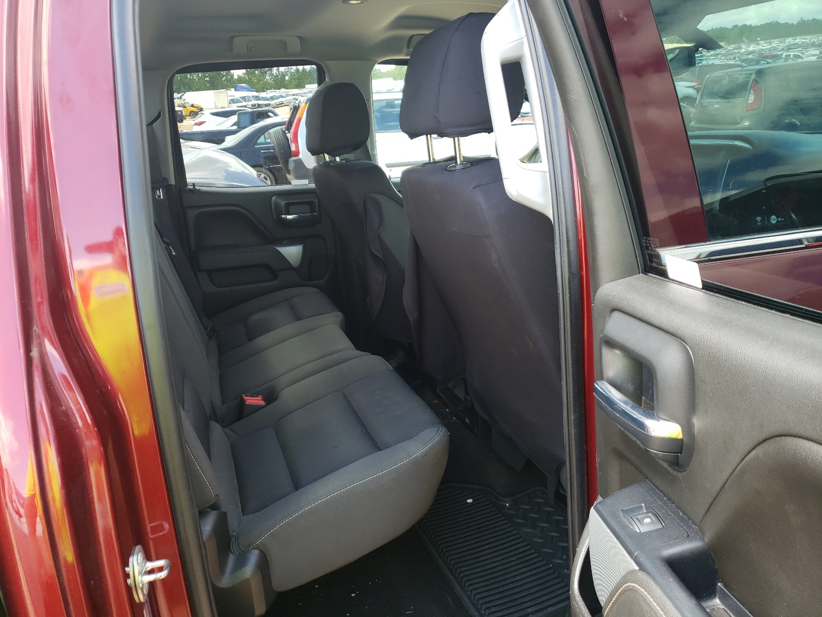 Photo 6 from auction – 2017 CHEVROLET SILVERADO with VIN 1GCVKREC6HZ174251