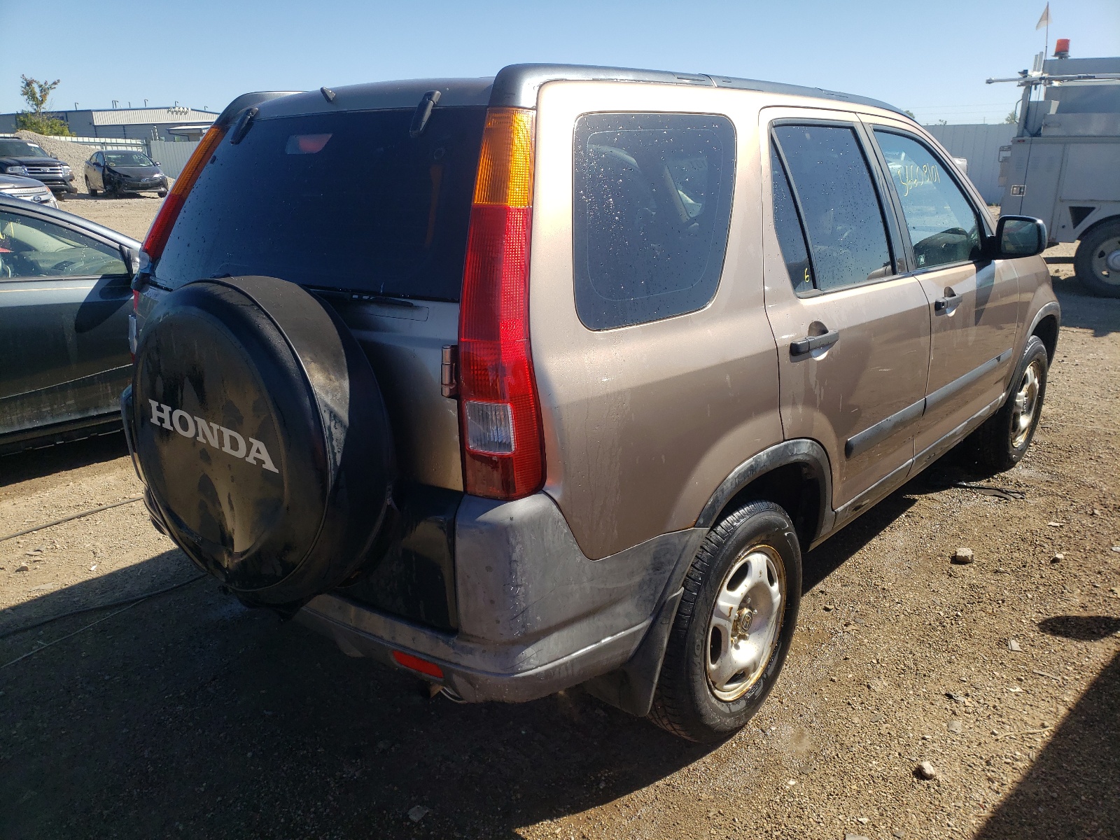Photo 4 from auction – 2003 HONDA CR-V LX with VIN JHLRD78443C014274