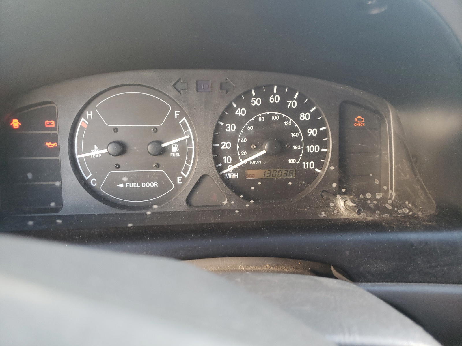 Photo 8 from auction – 2002 TOYOTA COROLLA CE with VIN 1NXBR12E02Z595694