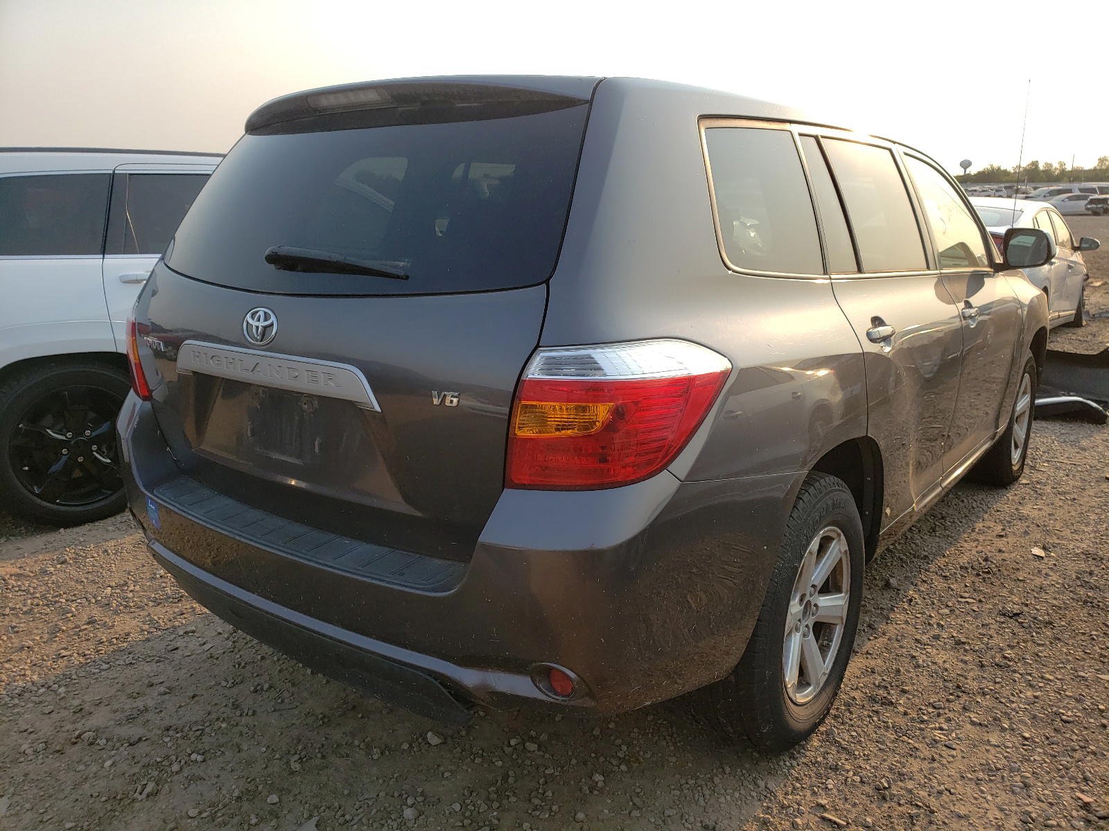 Photo 4 from auction – 2008 TOYOTA HIGHLANDER with VIN JTEDS41A482046372