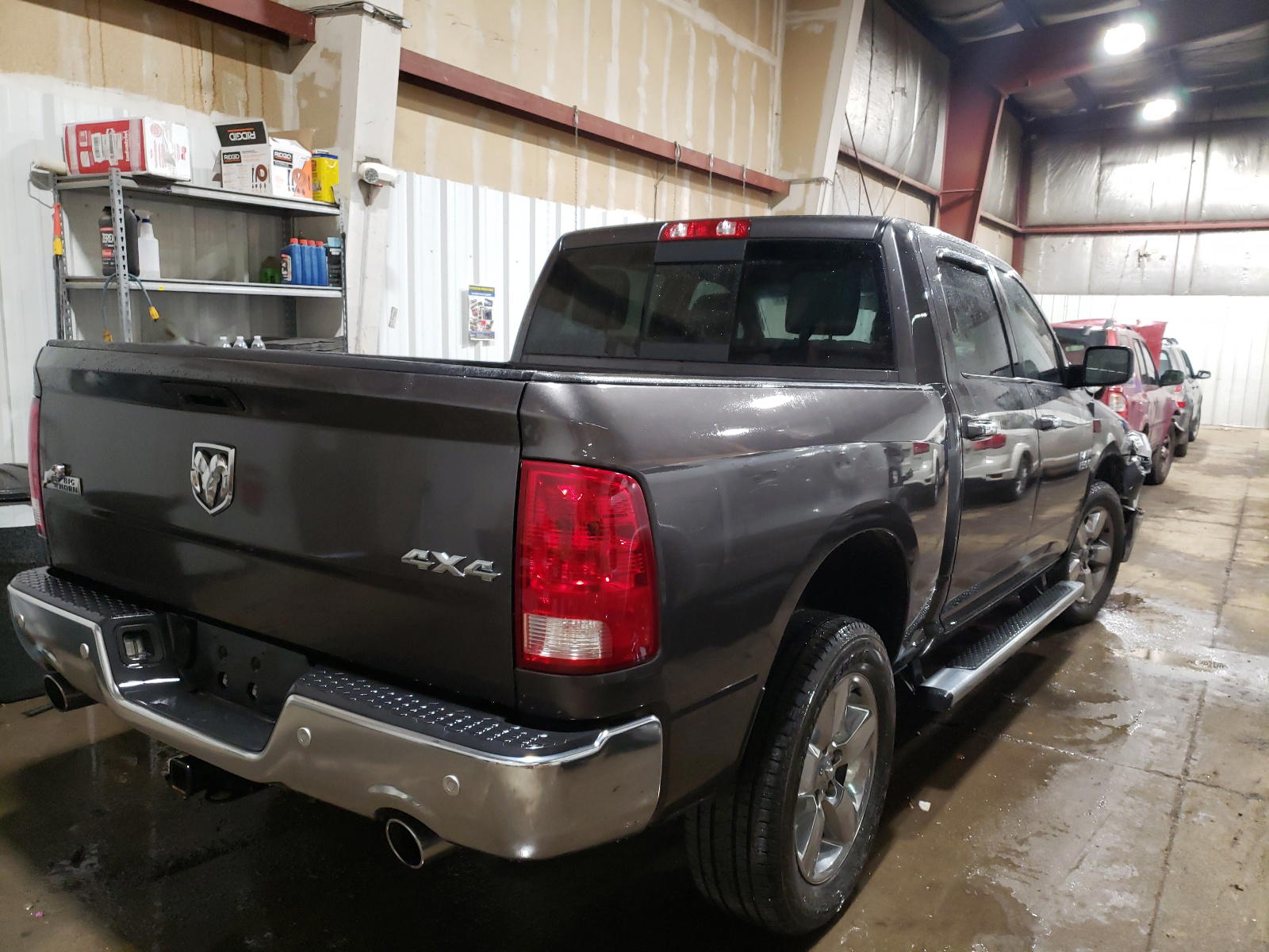 Photo 4 from auction – 2016 RAM 1500 SLT with VIN 3C6RR7LTXGG256252