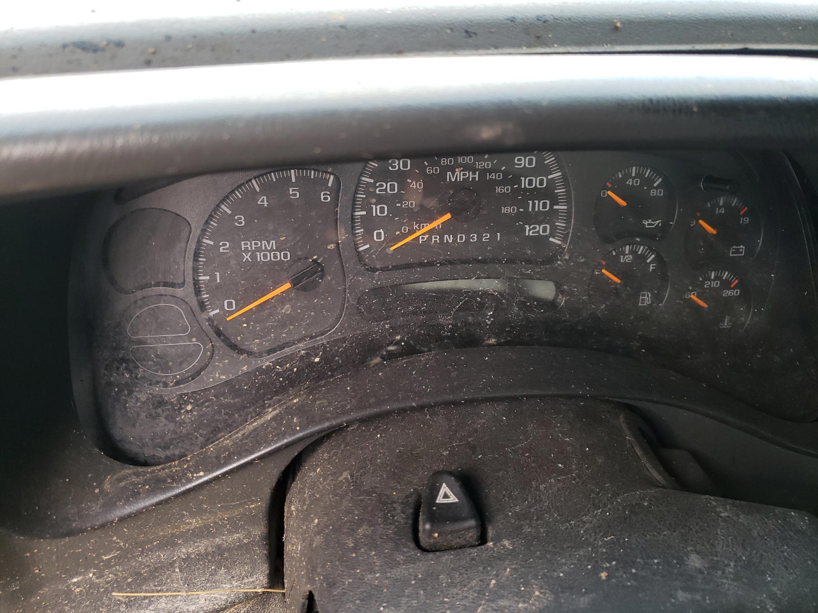 Photo 8 from auction – 2006 CHEVROLET SILVERADO with VIN 2GCEK13T361188005