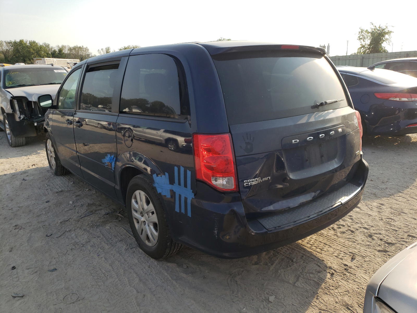 Photo 3 from auction – 2015 DODGE GRAND CARA with VIN 2C4RDGBG5FR658765