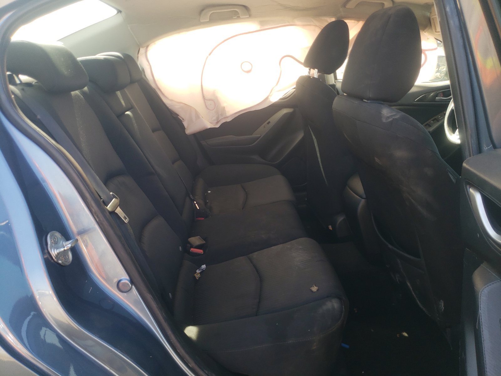 Photo 6 from auction – 2016 MAZDA 3 SPORT with VIN 3MZBM1U75GM304648