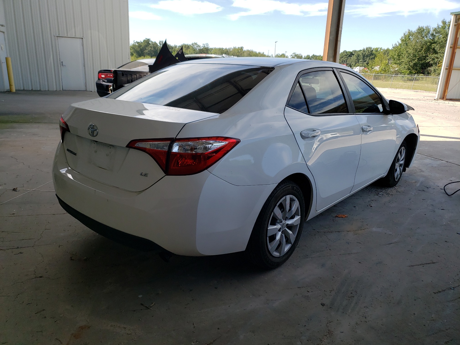 Photo 4 from auction – 2015 TOYOTA COROLLA L with VIN 5YFBURHE8FP340139