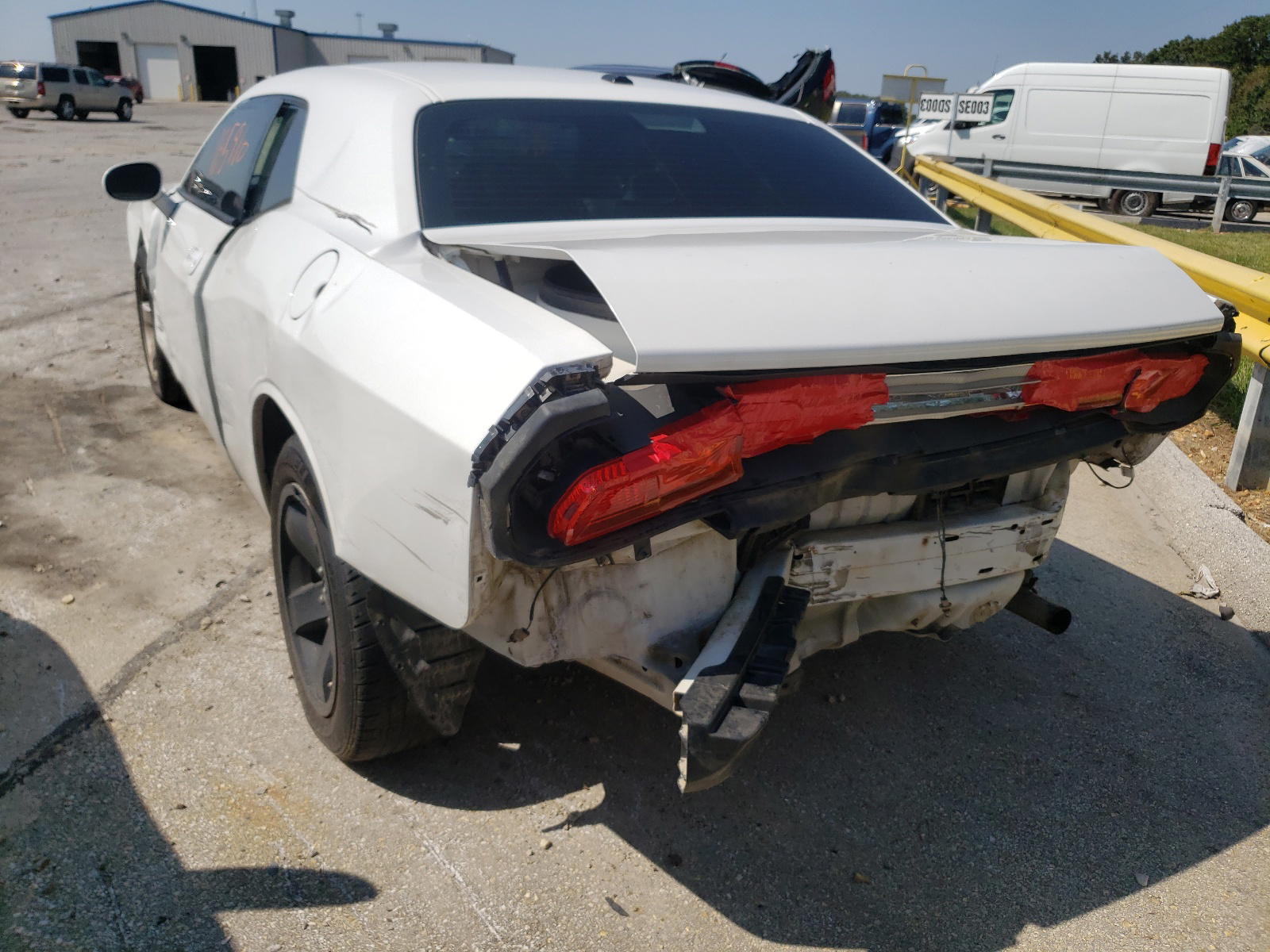 Photo 3 from auction – 2010 DODGE CHALLENGER with VIN 2B3CJ4DV7AH255315