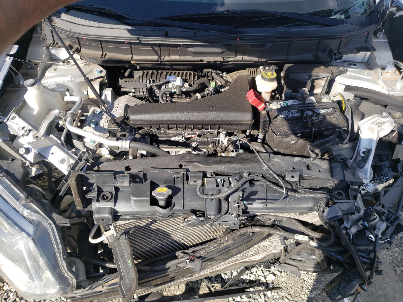 Photo 7 from auction – 2015 NISSAN ROGUE S with VIN KNMAT2MT8FP535590