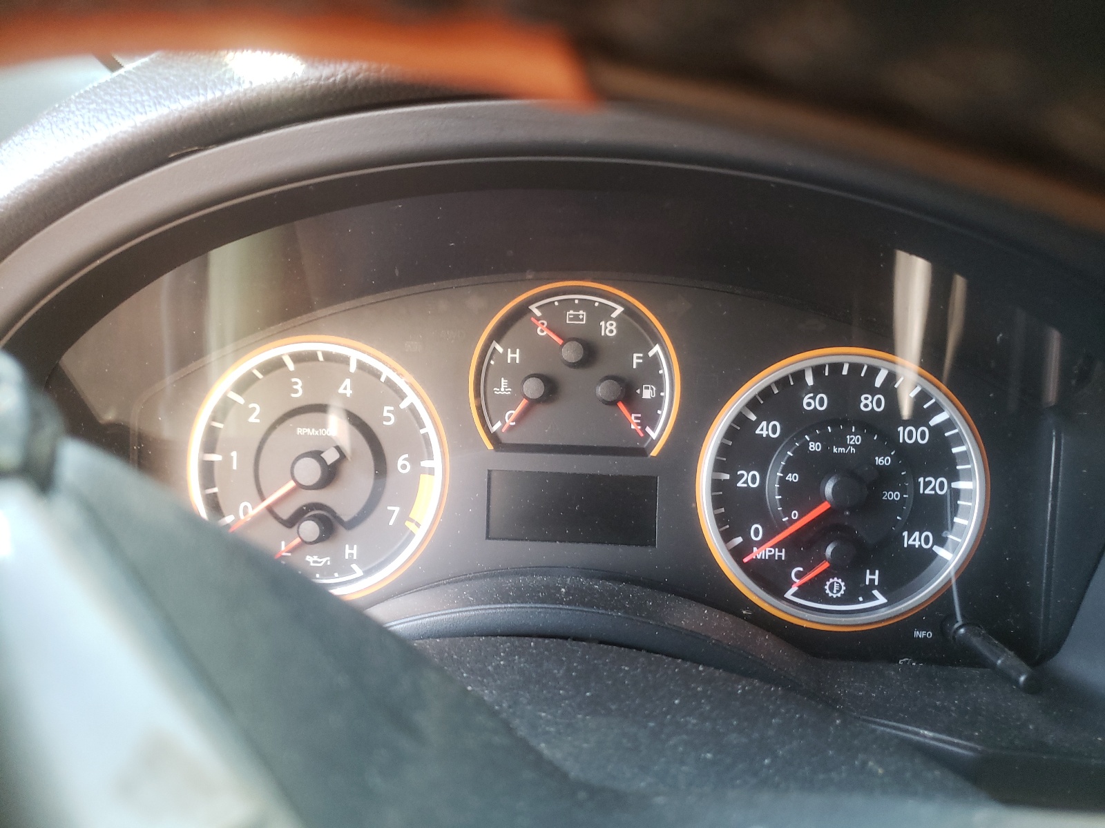 Photo 8 from auction – 2012 NISSAN ARMADA SV with VIN 5N1AA0ND9CN612939