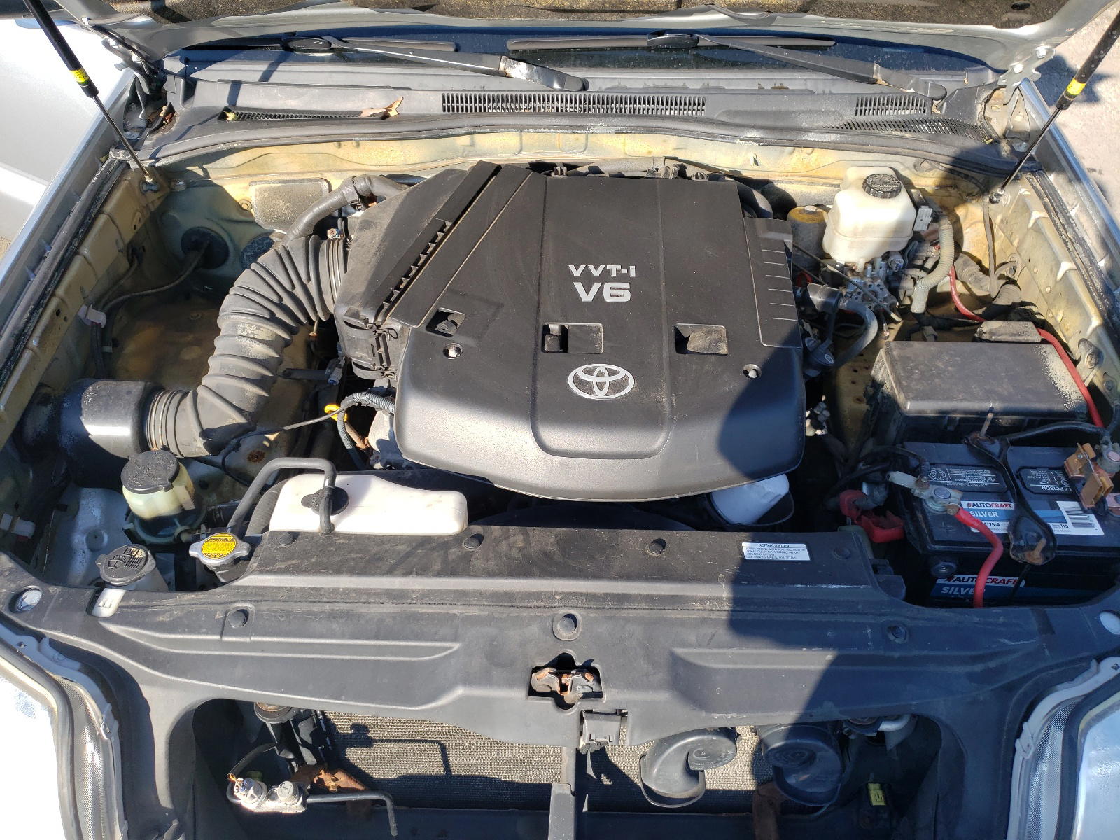 Photo 7 from auction – 2007 TOYOTA 4RUNNER SR with VIN JTEBU14RX70107803