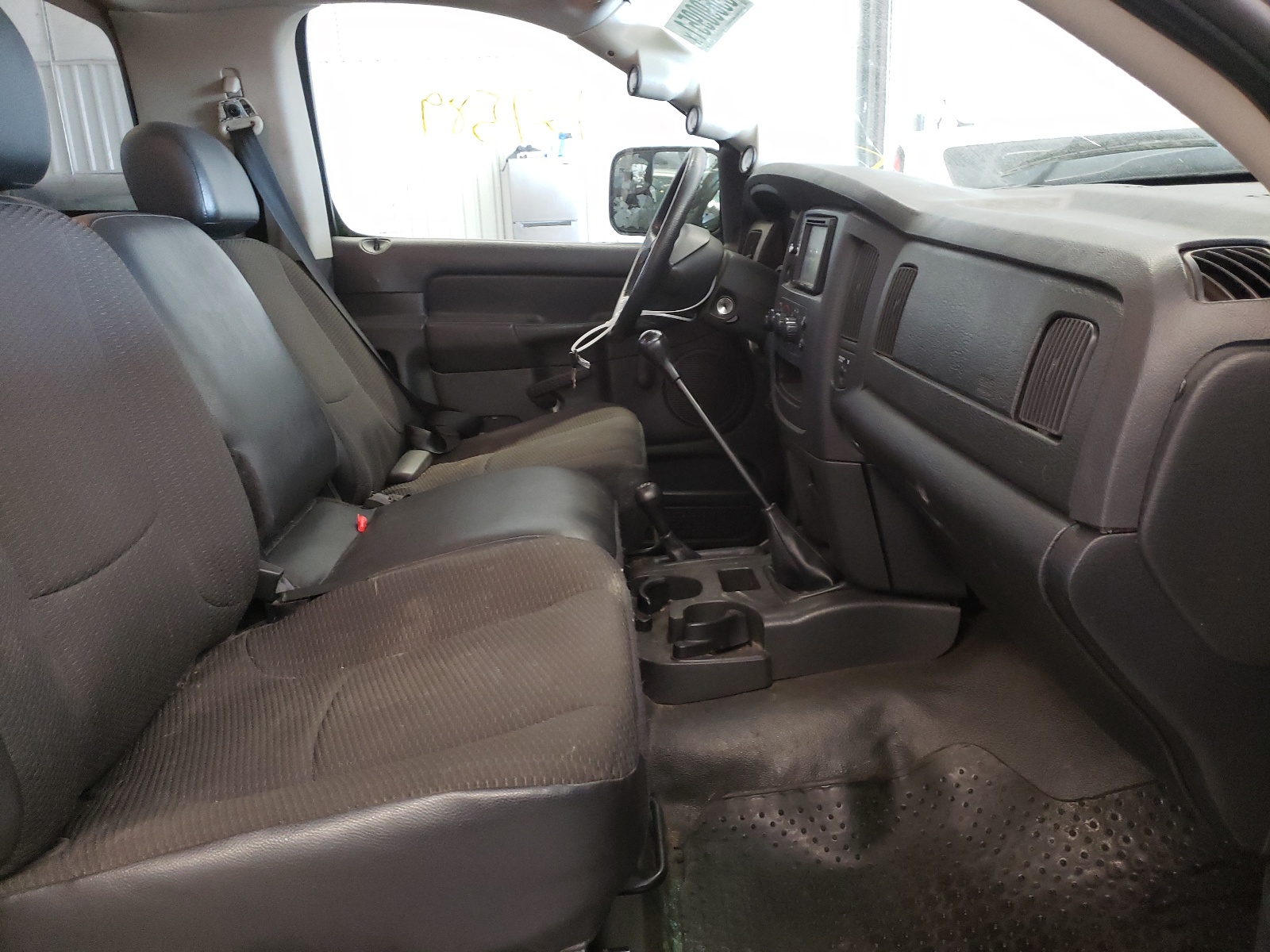Zdjęcie 5 z aukcji – 2003 DODGE RAM 2500 S z VIN 3D7KU26C43G746581