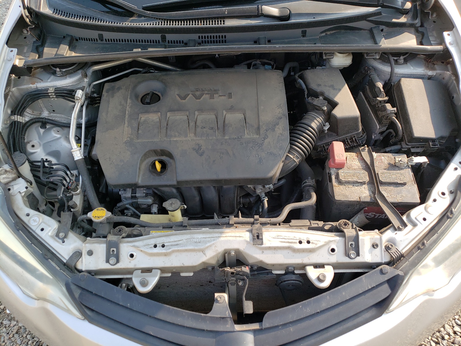 Zdjęcie 7 z aukcji – 2014 TOYOTA COROLLA L z VIN 5YFBURHE4EP117465