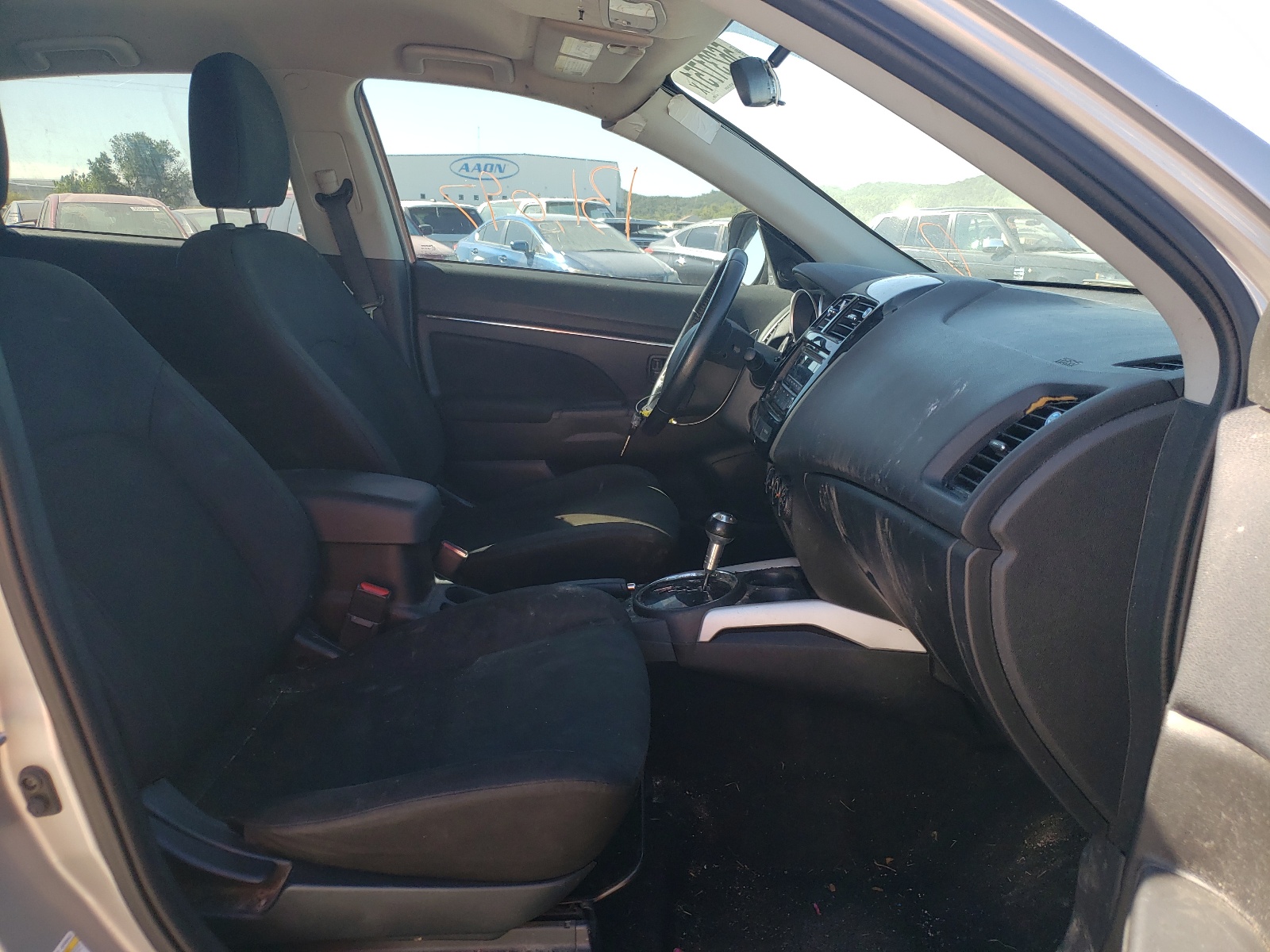 Zdjęcie 5 z aukcji – 2014 MITSUBISHI OUTLANDER z VIN 4A4AP3AU9EE018230