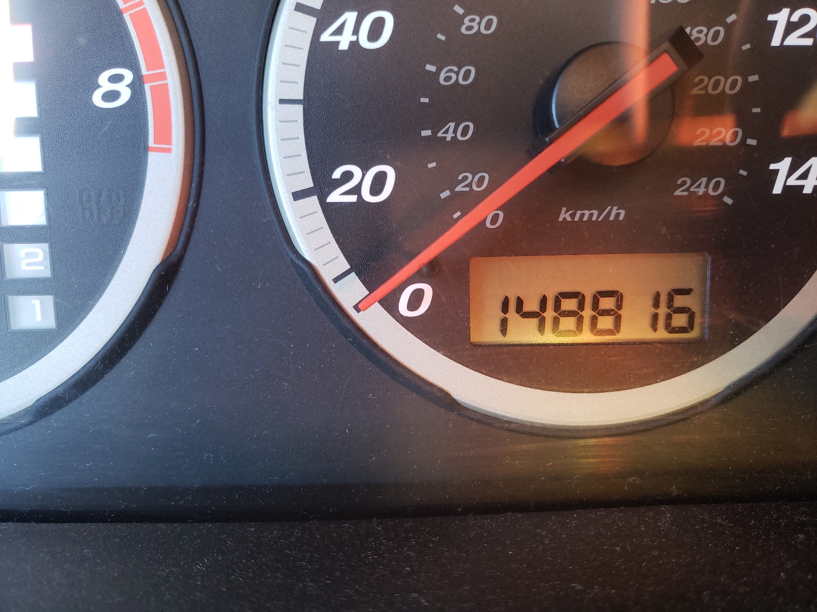 Photo 8 from auction – 2003 HONDA CR-V LX with VIN JHLRD78443C014274