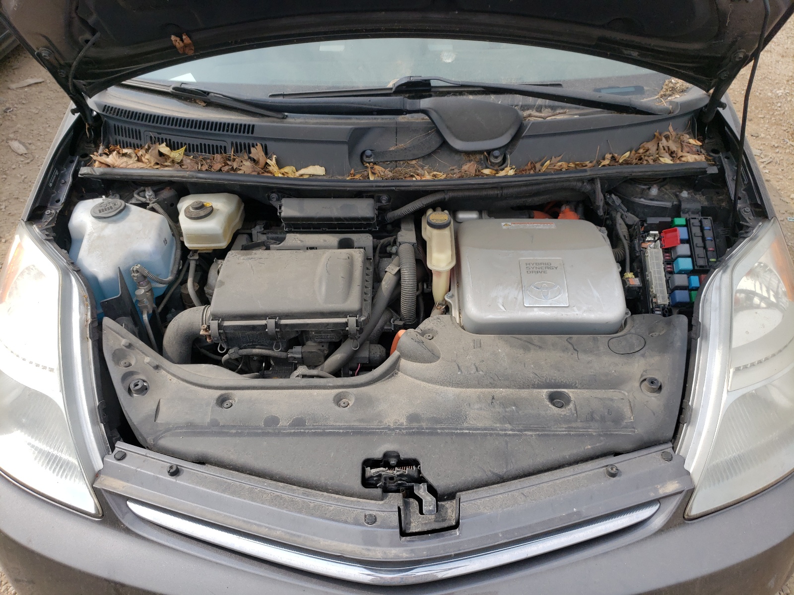 Photo 7 from auction – 2006 TOYOTA PRIUS with VIN JTDKB20U563199684