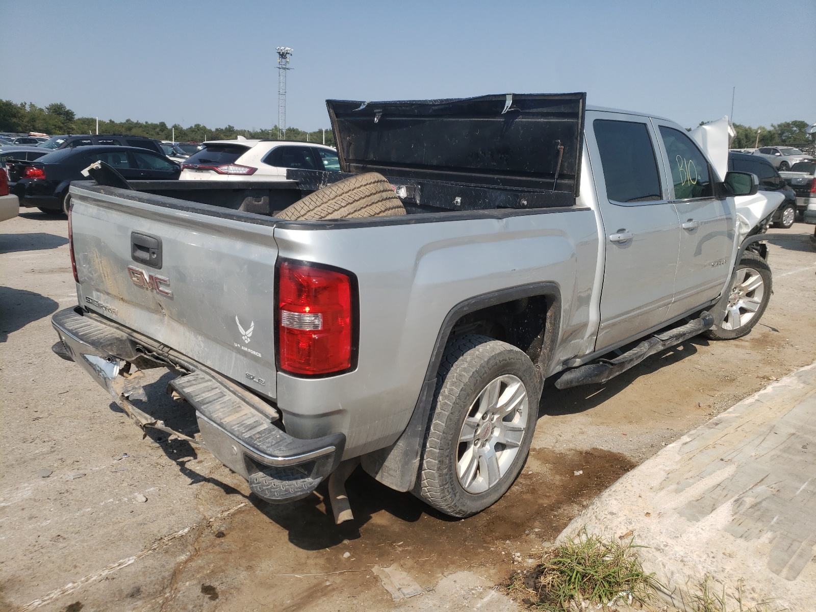 Photo 4 from auction – 2016 GMC SIERRA K15 with VIN 3GTU2MEC3GG193224