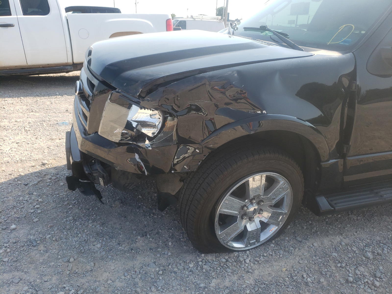 Photo 9 from auction – 2009 FORD EXPEDITION with VIN 1FMFU19529EB00843