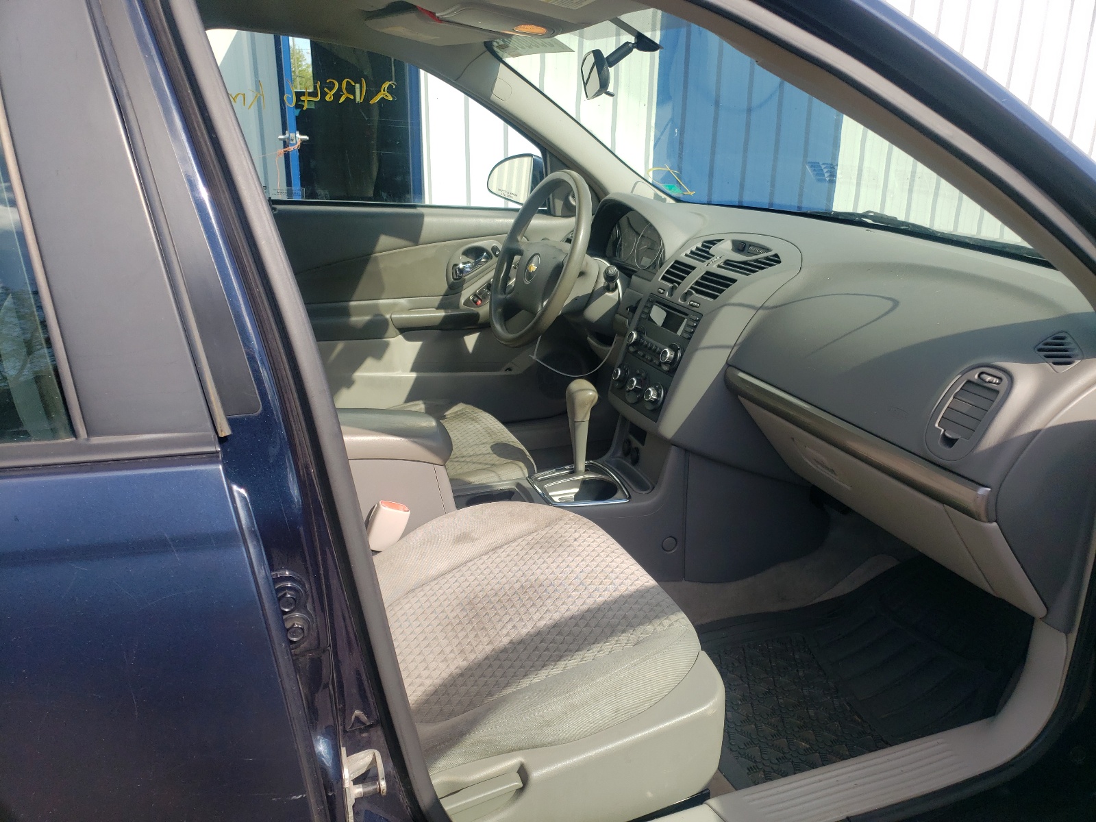 Photo 5 from auction – 2006 CHEVROLET MALIBU LT with VIN 1G1ZT51F46F291390