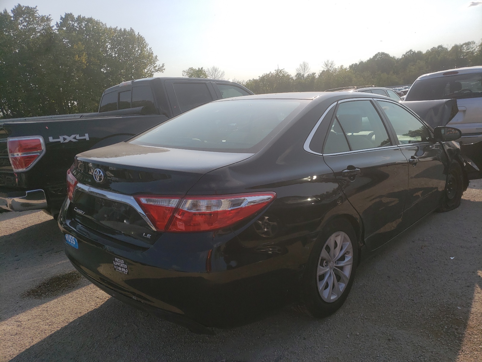 Photo 4 from auction – 2015 TOYOTA CAMRY LE with VIN 4T4BF1FK1FR492224