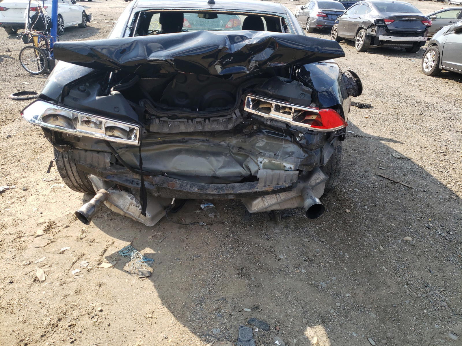 Photo 9 from auction – 2014 CHEVROLET CAMARO LS with VIN 2G1FE1E32E9229712