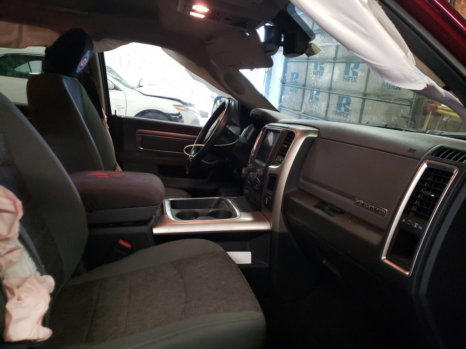Photo 5 from auction – 2018 RAM 1500 SLT with VIN 1C6RR7LT9JS216325