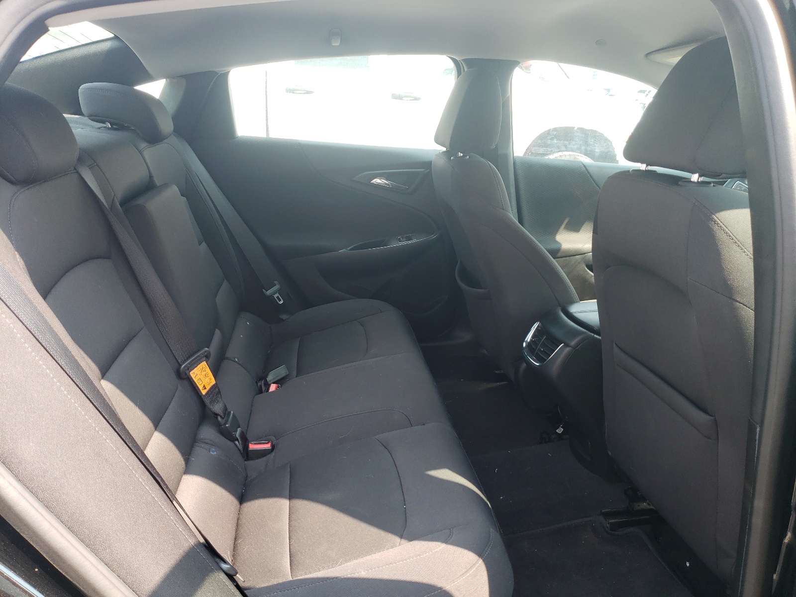 Photo 6 from auction – 2017 CHEVROLET MALIBU LT with VIN 1G1ZE5STXHF244253