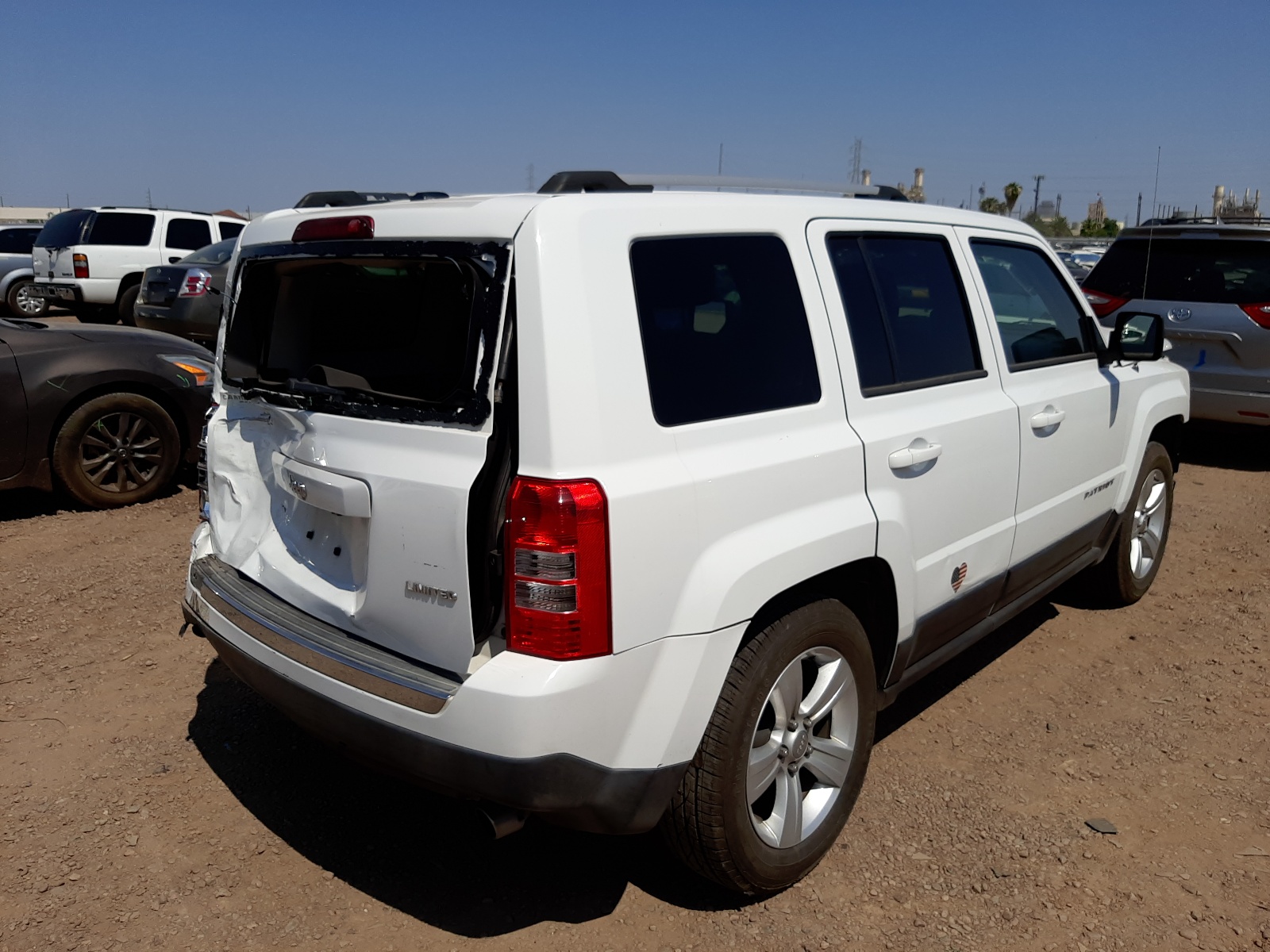 Photo 4 from auction – 2014 JEEP PATRIOT LI with VIN 1C4NJPCB4ED805539