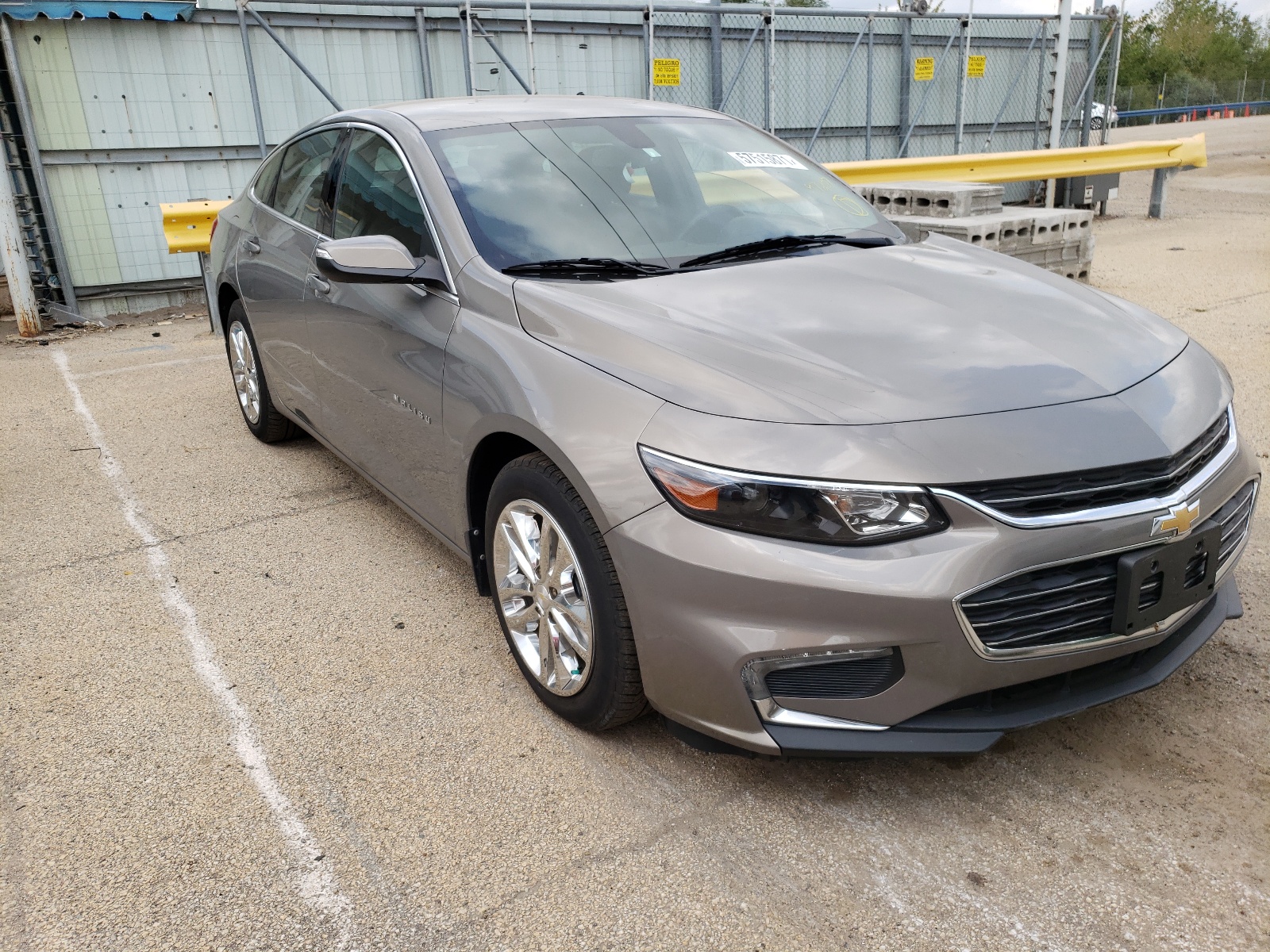 CHEVROLET MALIBU LT 2017 with VIN 1G1ZE5ST8HF197207 - Photo from auction