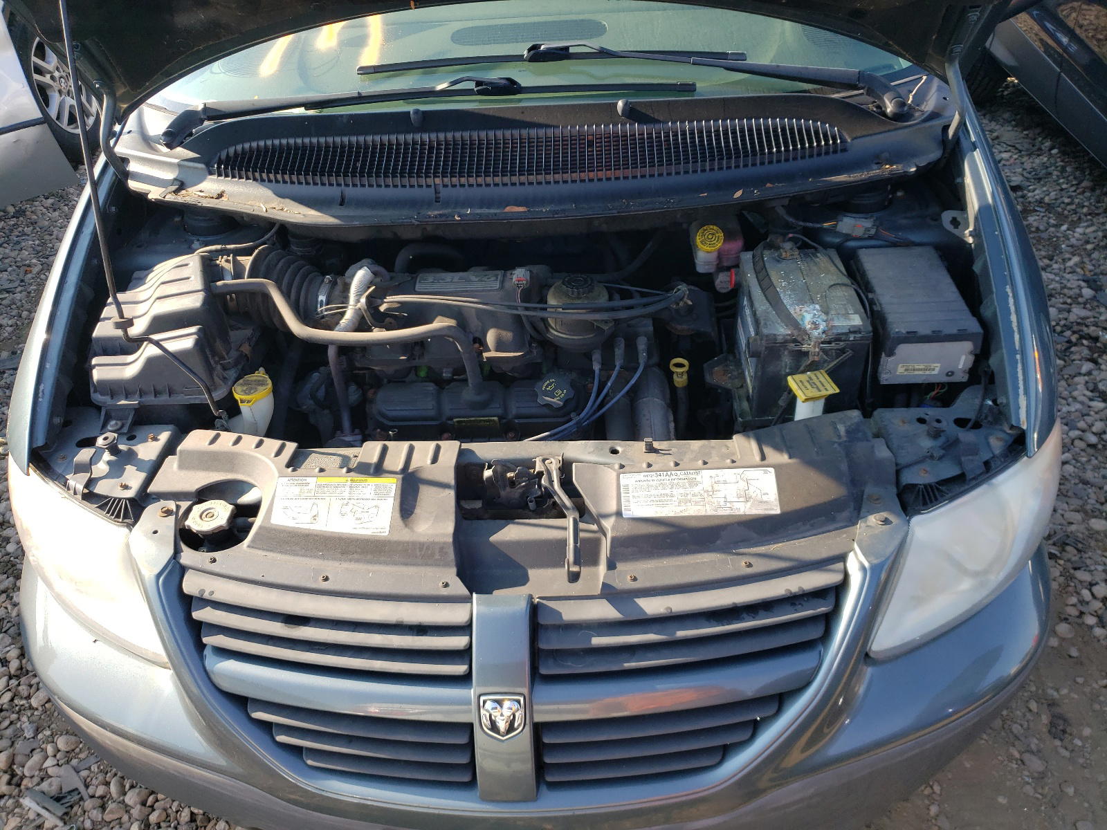 Photo 7 from auction – 2005 DODGE CARAVAN SE with VIN 1D4GP25E65B239142