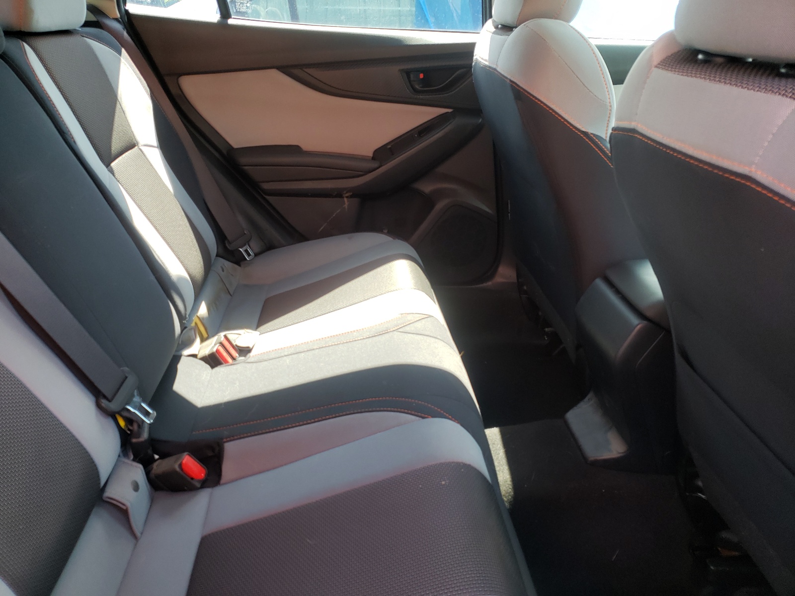 Photo 6 from auction – 2018 SUBARU CROSSTREK with VIN JF2GTACC7JH284717
