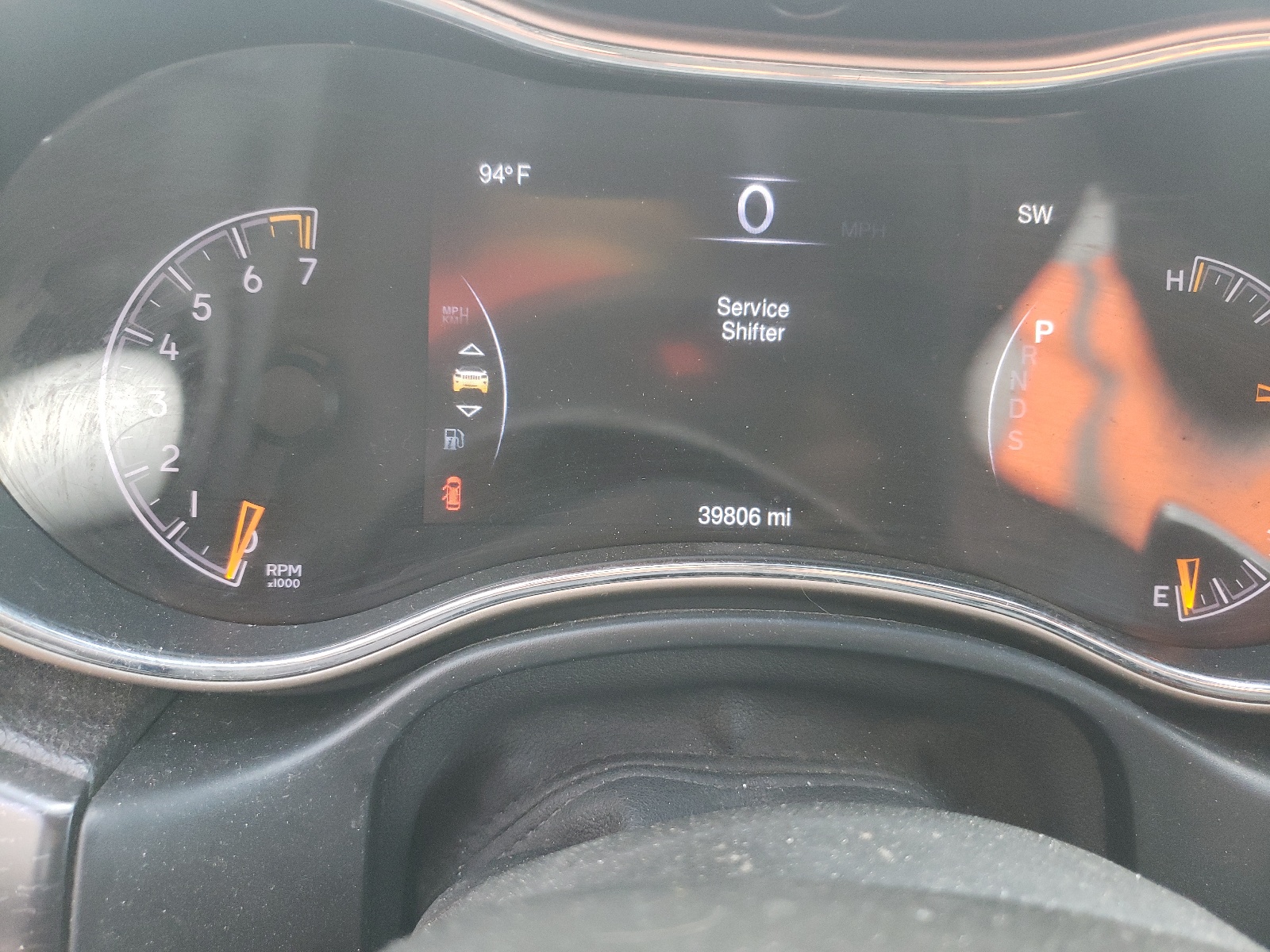 Photo 8 from auction – 2014 JEEP GRAND CHER with VIN 1C4RJFAG1EC470790